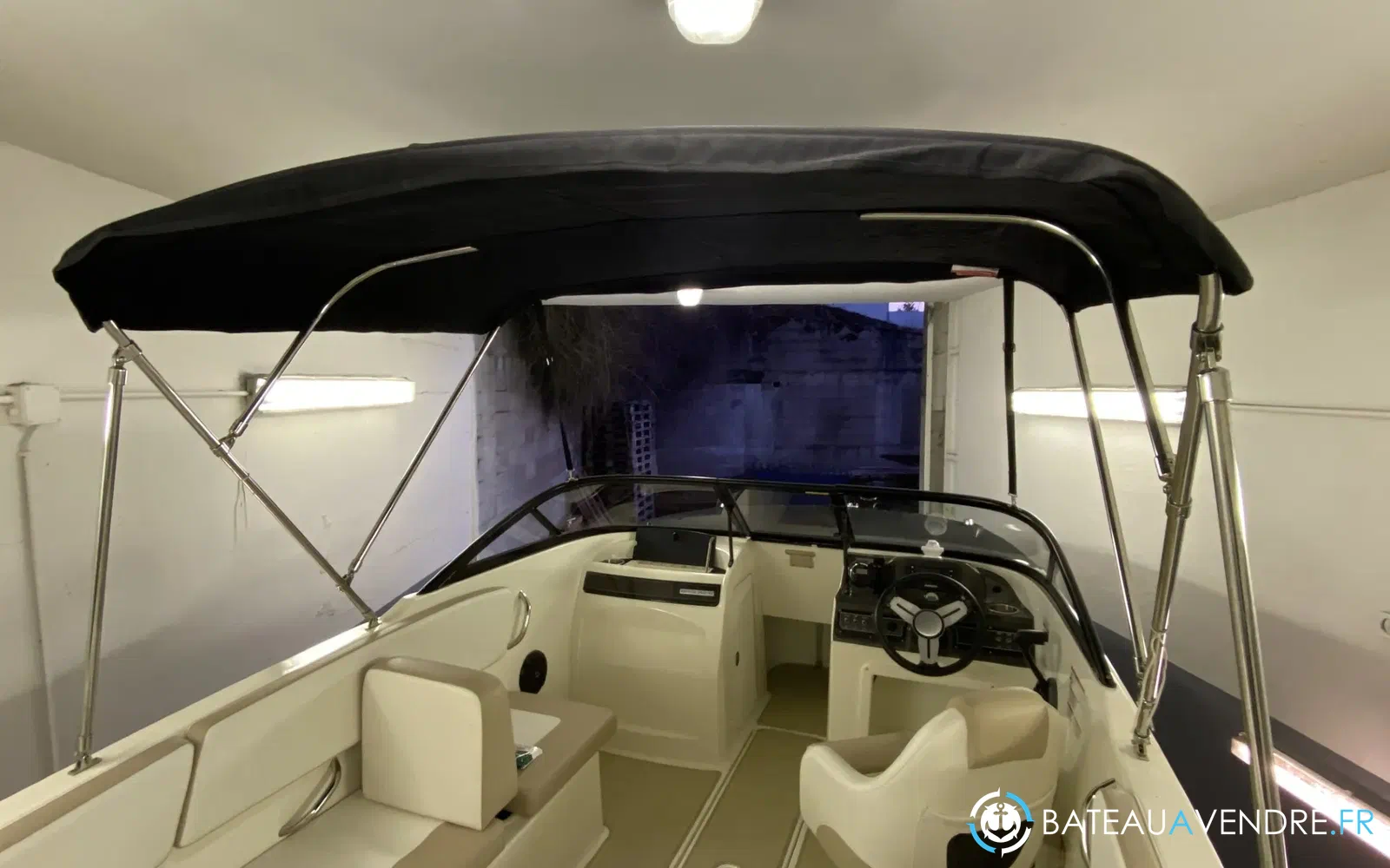 slider 4 Bayliner VR4 OB