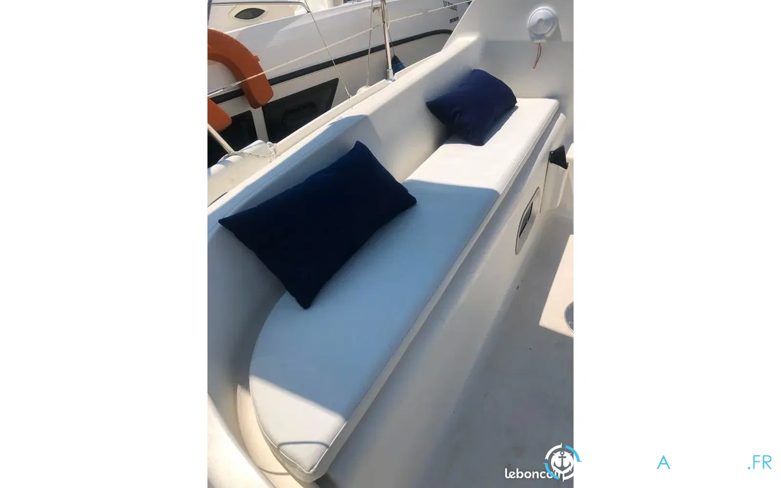 slider 11 Jeanneau Sun Odyssey 28.1