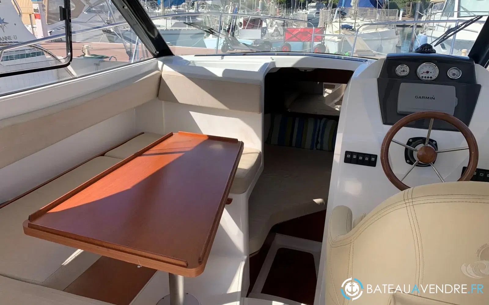 slider 2 Beneteau Antares 780 HB