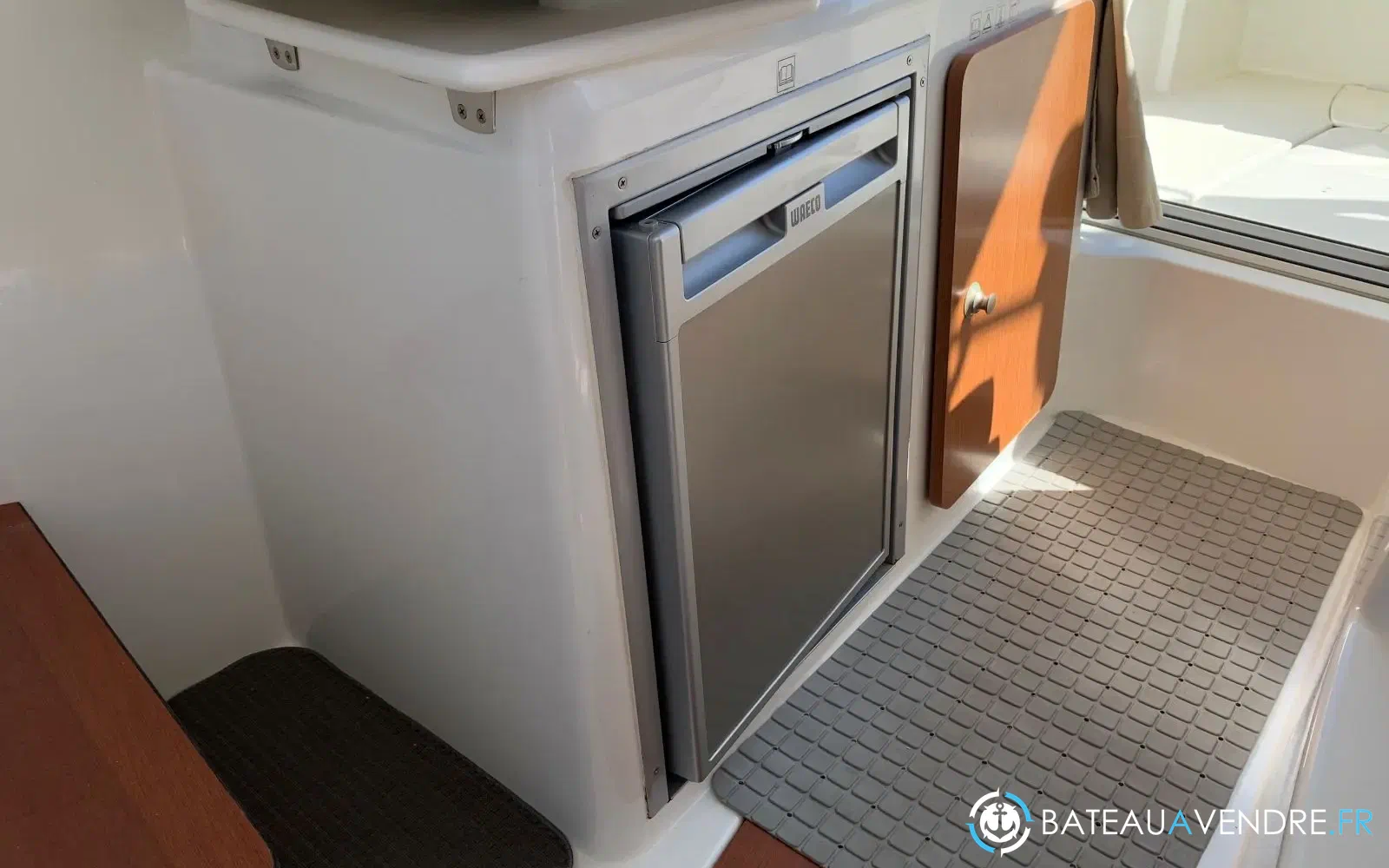 slider 4 Beneteau Antares 780 HB