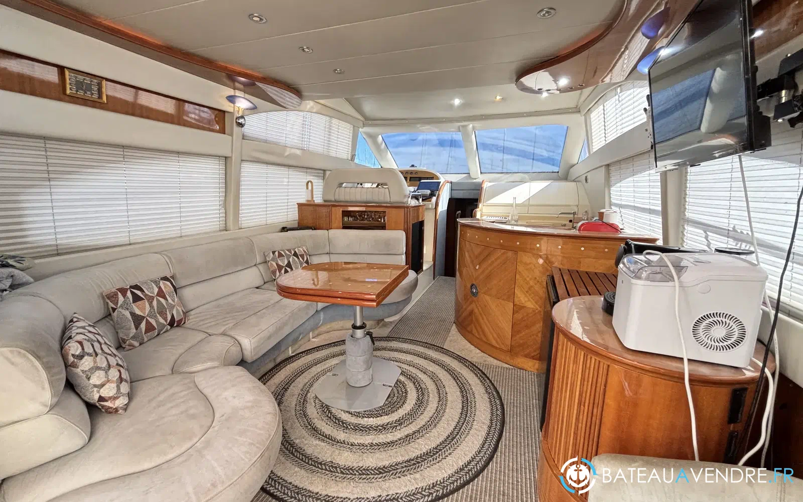 slider 1 Azimut 50