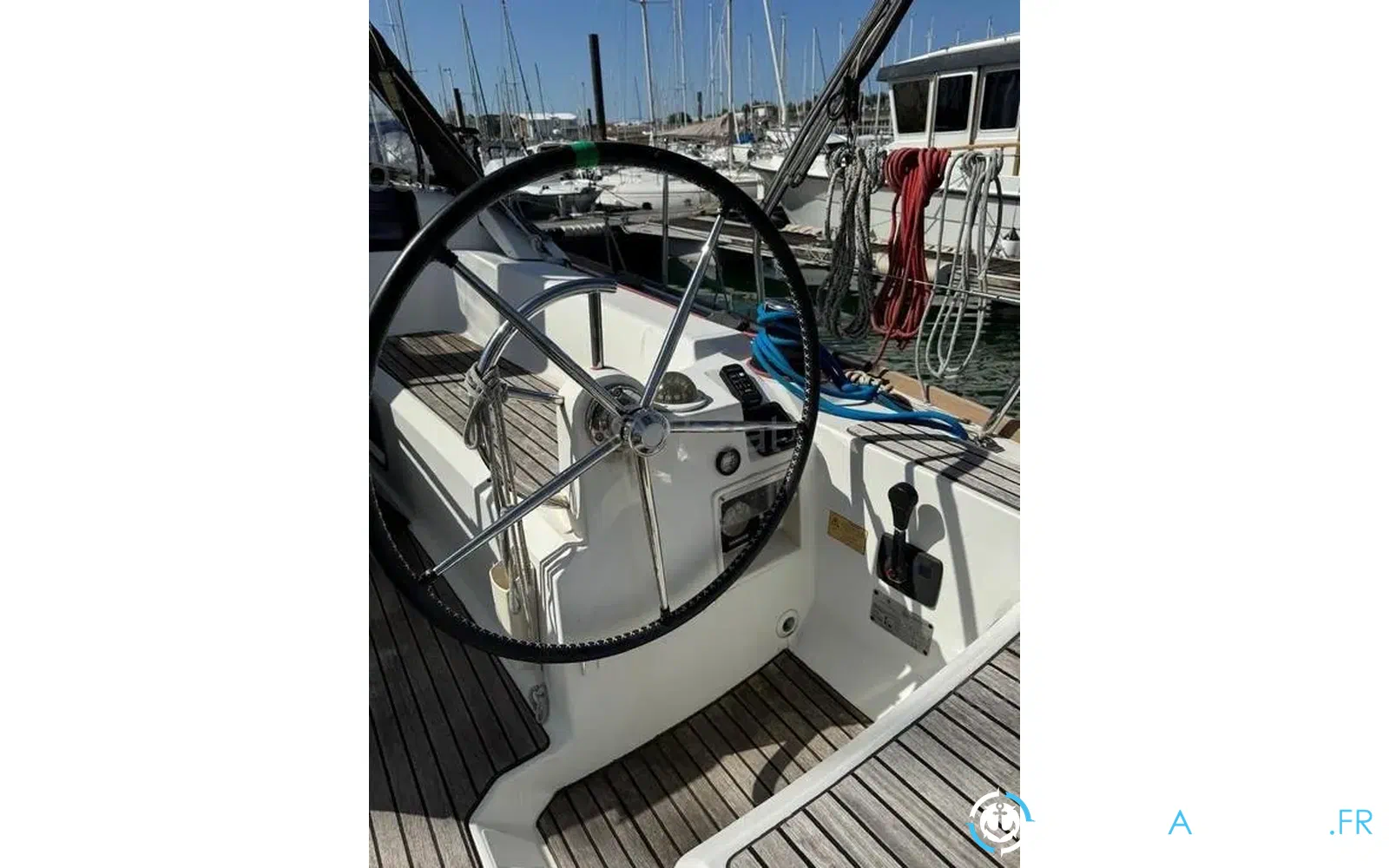 slider 10 Jeanneau Sun Odyssey 379