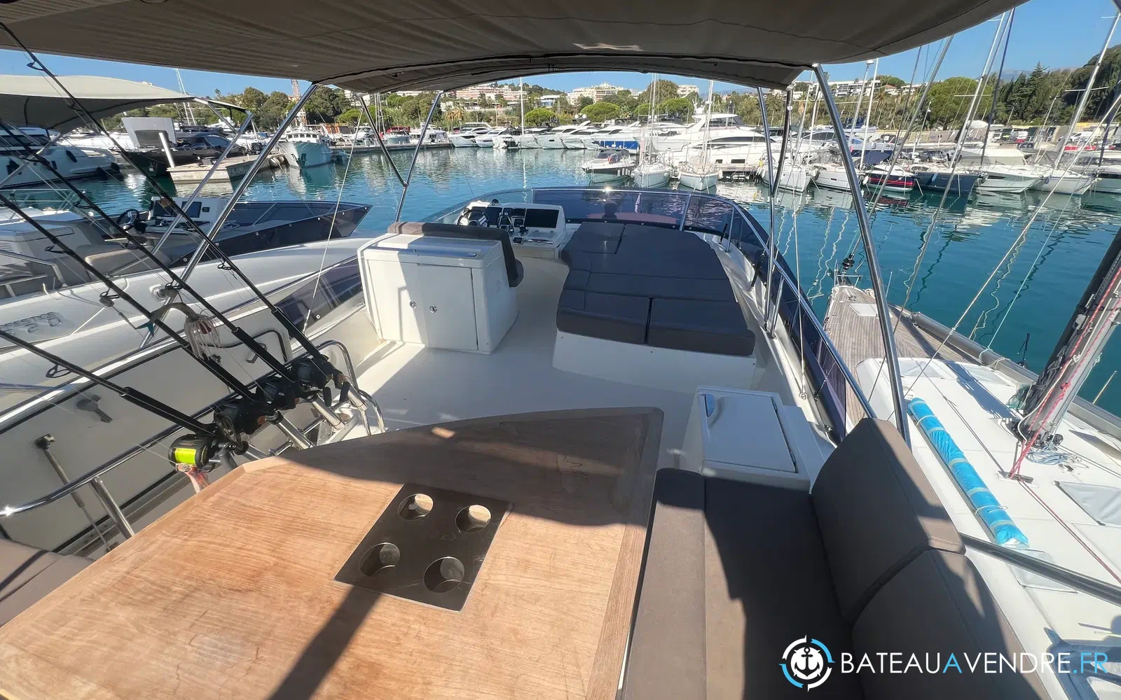 slider 41 Prestige Yachts 560 Fly