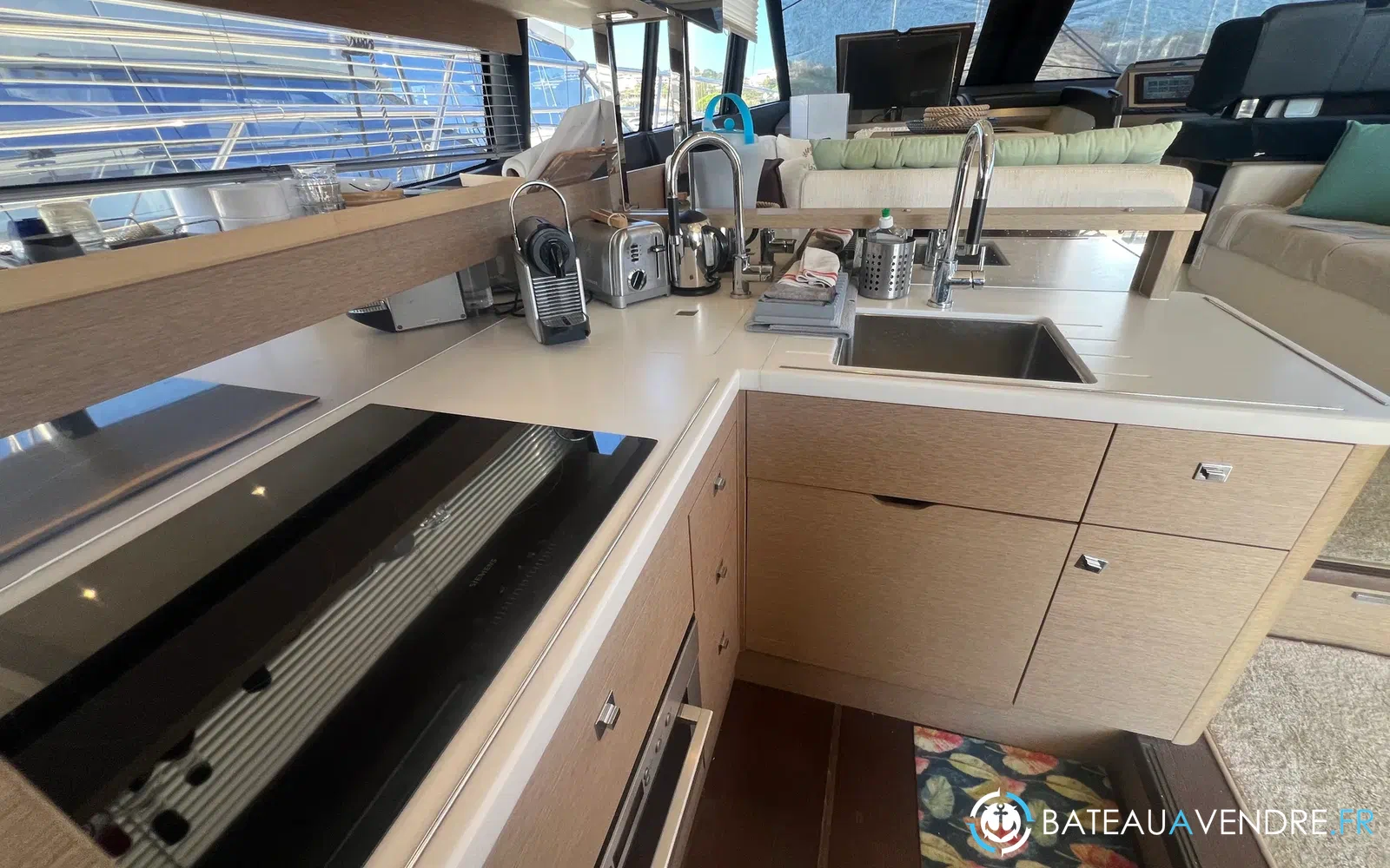 slider 54 Prestige Yachts 560 Fly