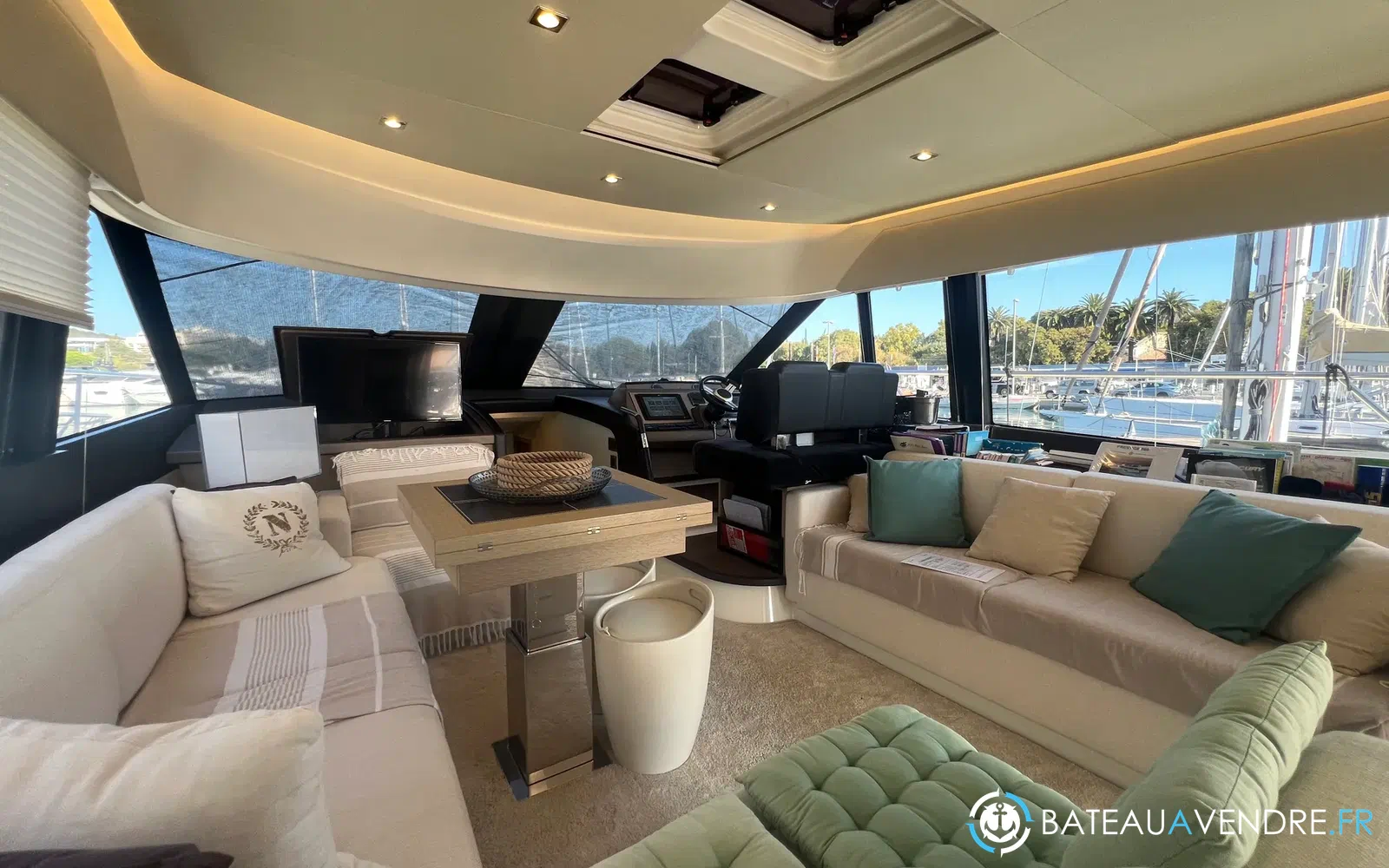 slider 58 Prestige Yachts 560 Fly