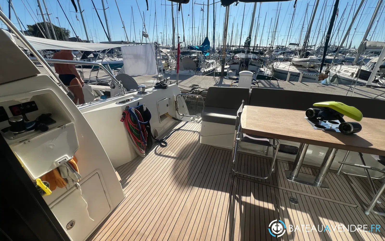 slider 4 Prestige Yachts 560 Fly
