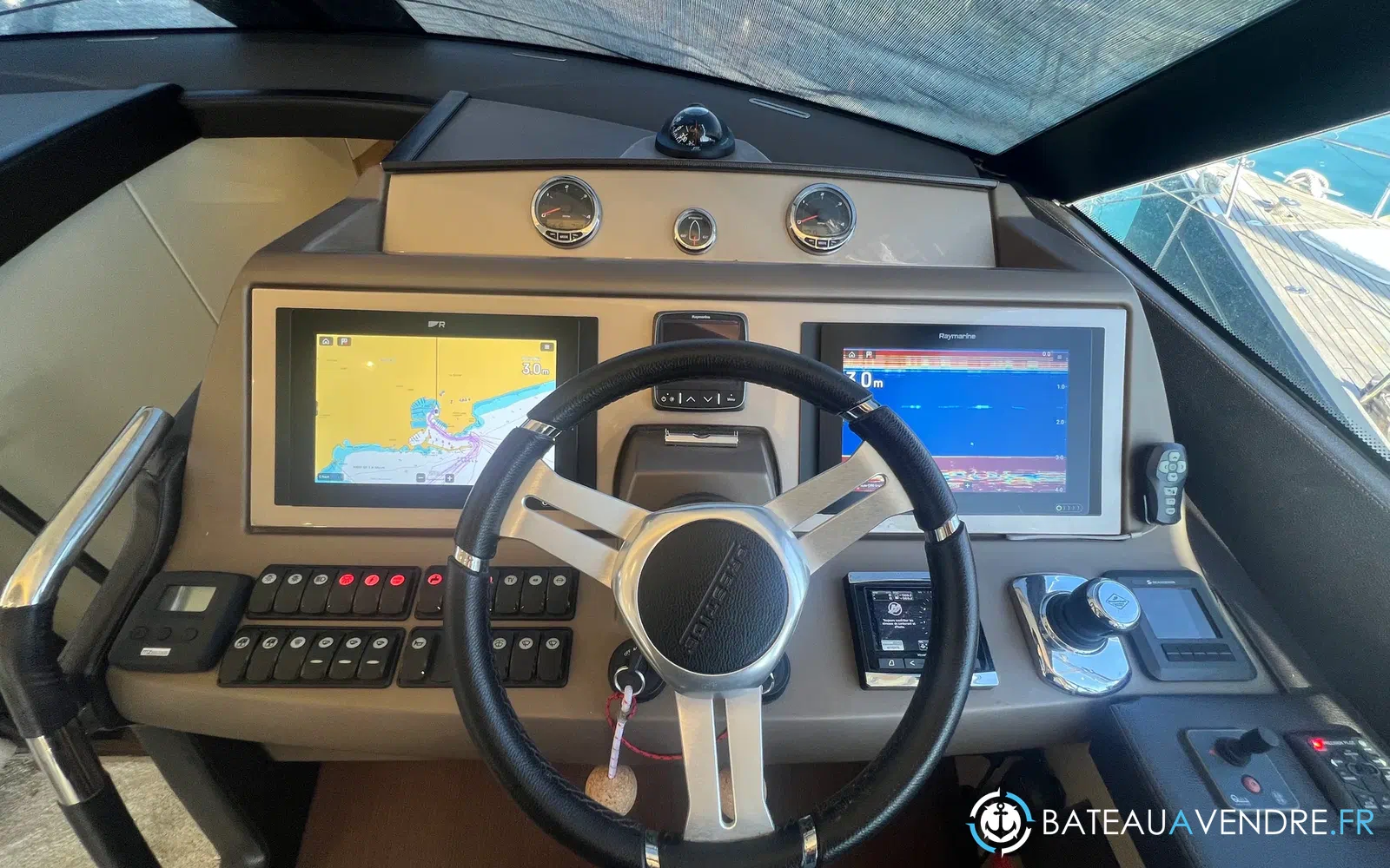 slider 66 Prestige Yachts 560 Fly