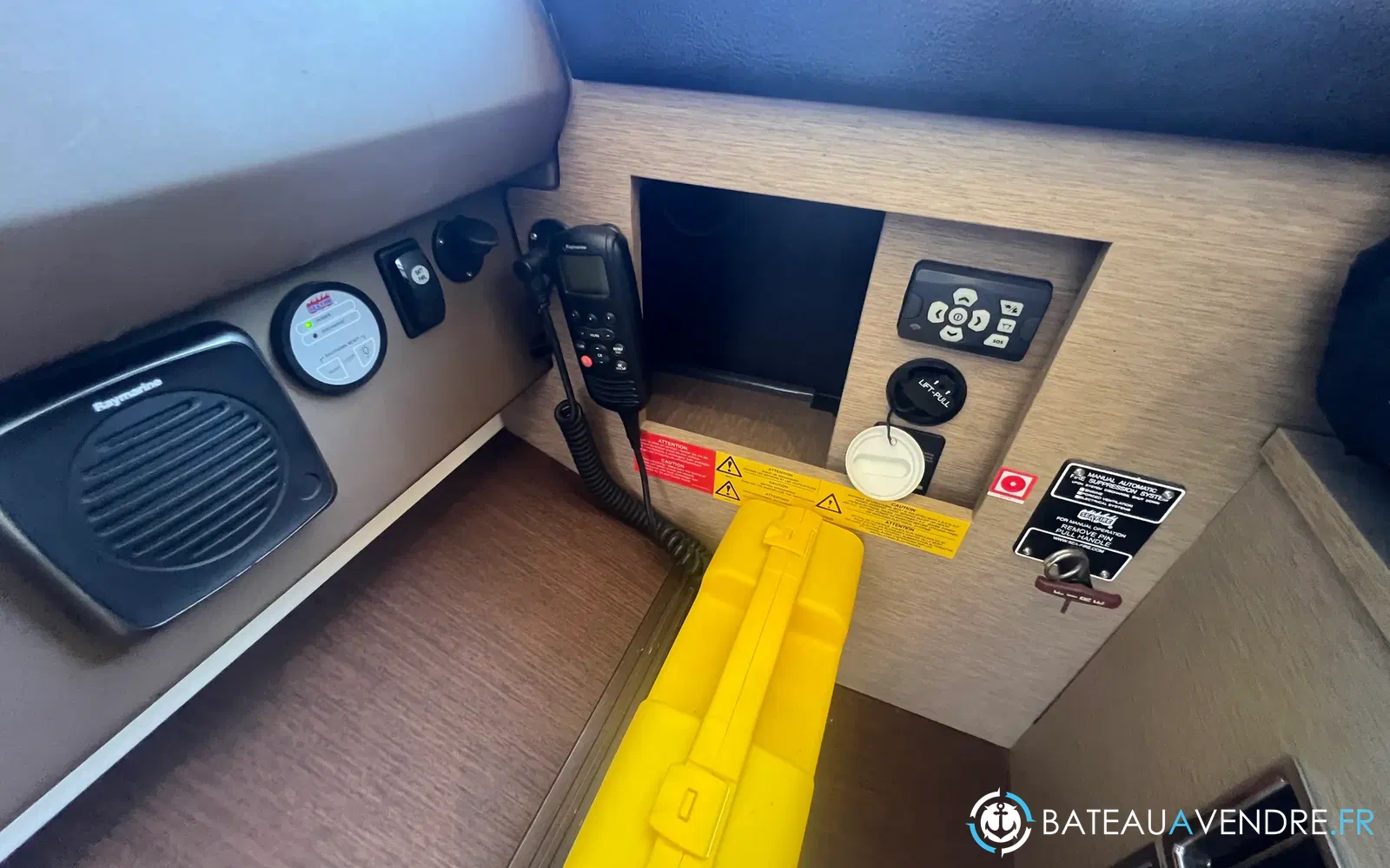 slider 71 Prestige Yachts 560 Fly