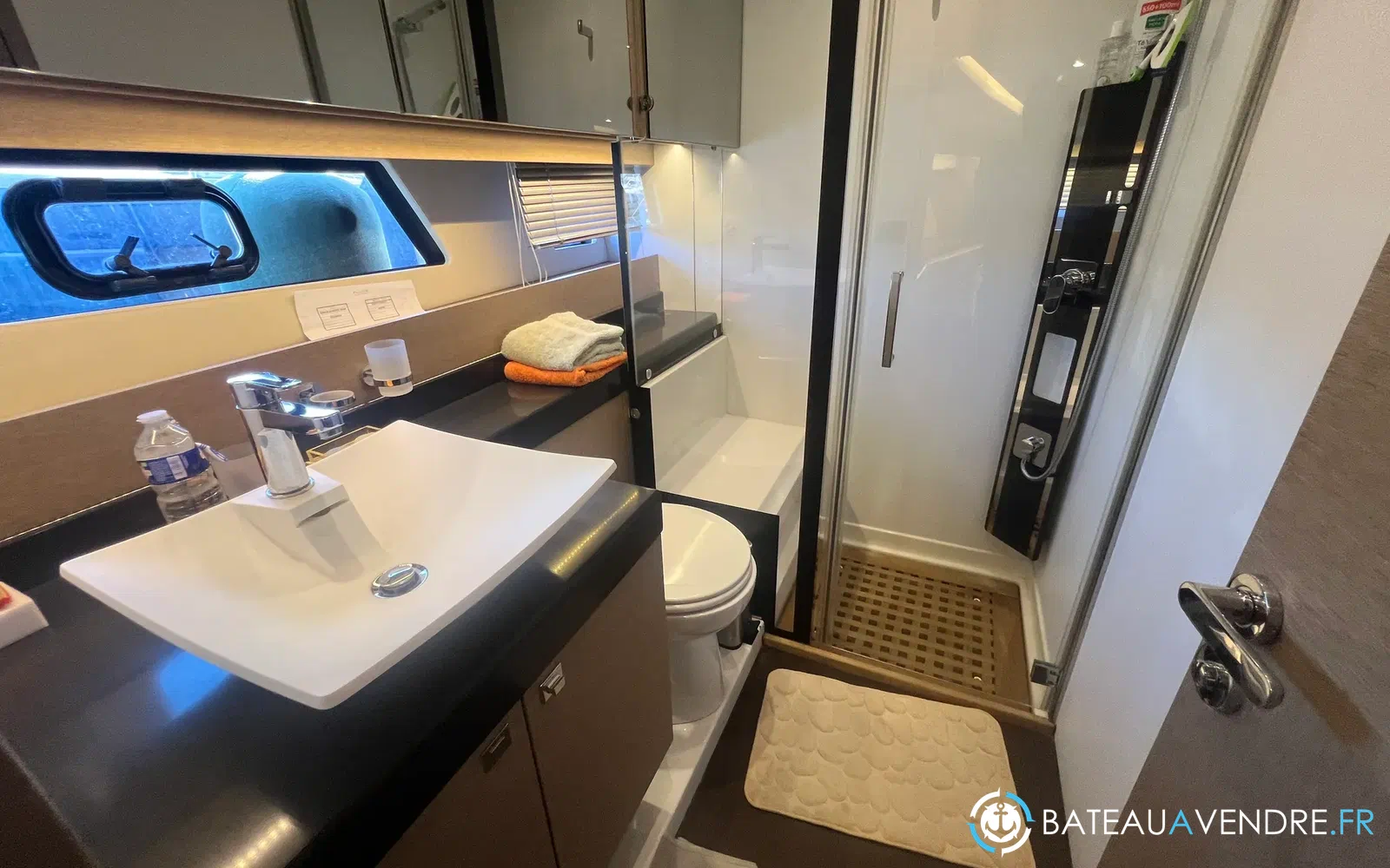 slider 88 Prestige Yachts 560 Fly