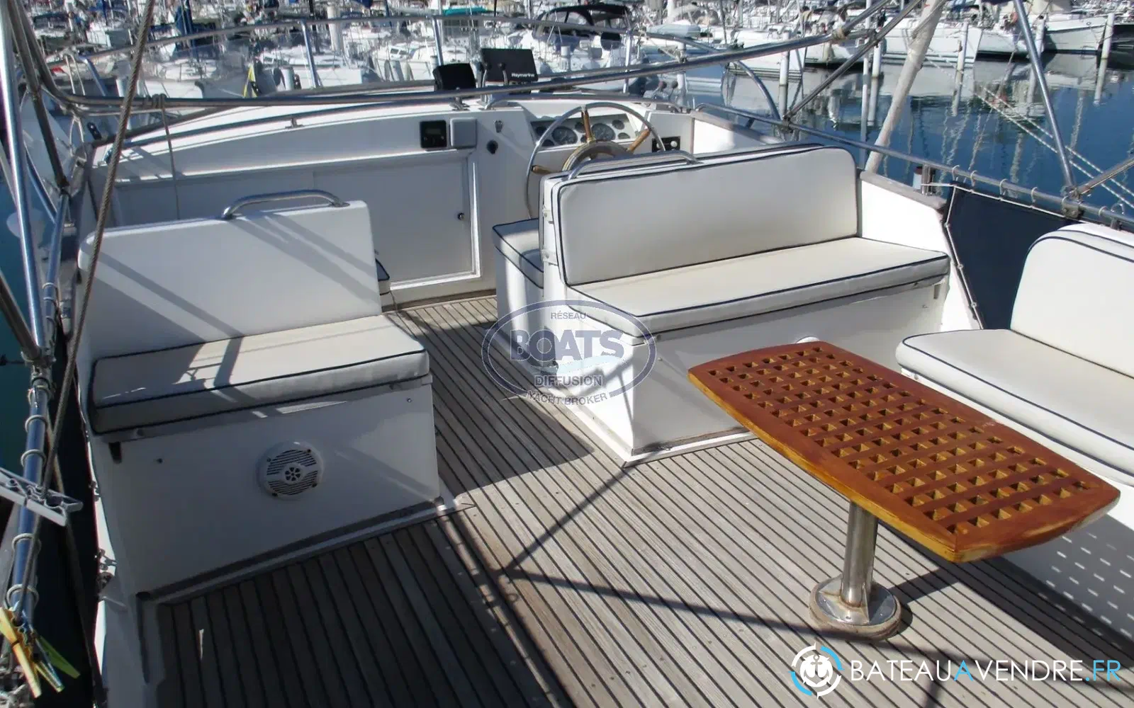 slider 7 Grand Banks 42 Classic