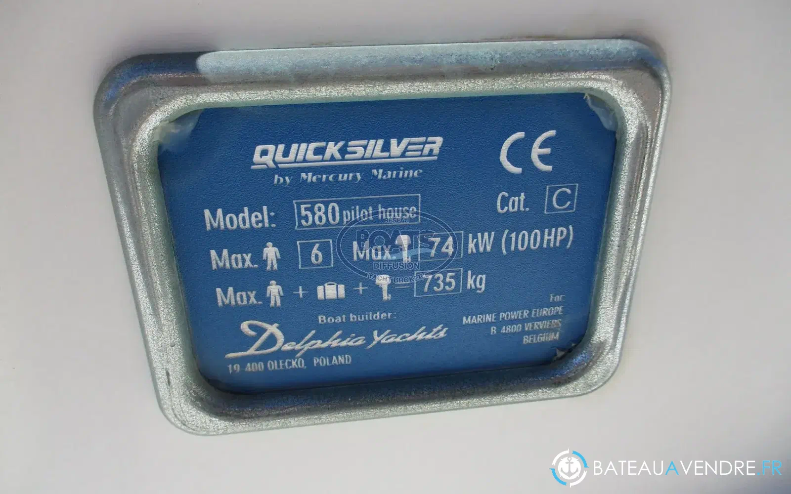 slider 6 Quicksilver 580 Pilothouse