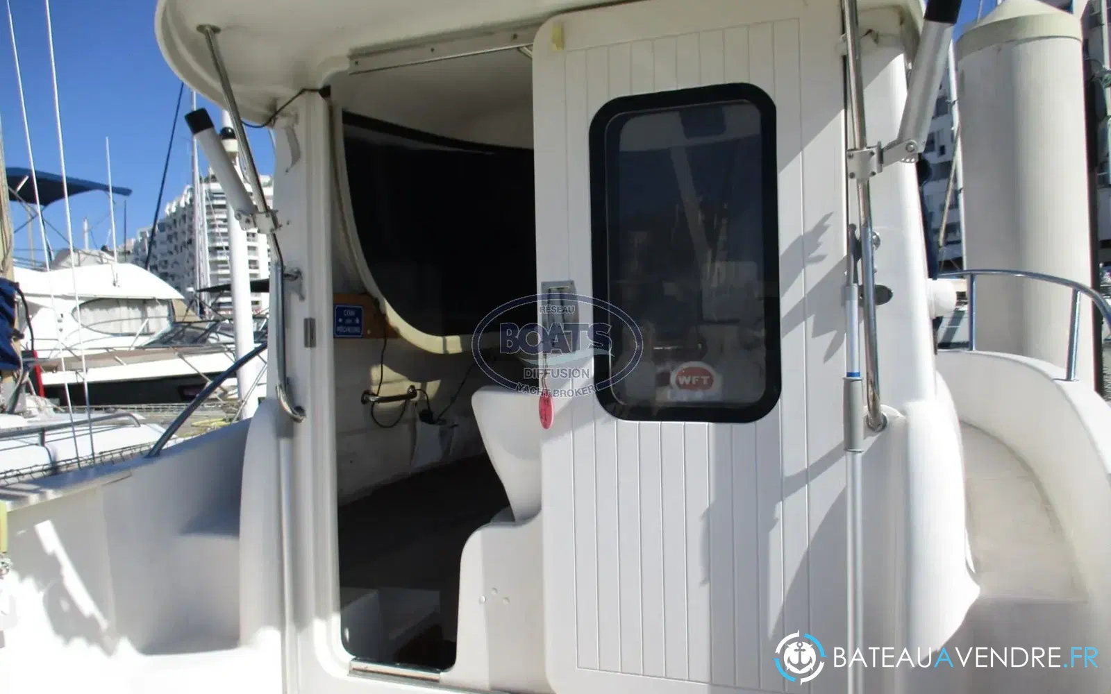 slider 7 Quicksilver 580 Pilothouse
