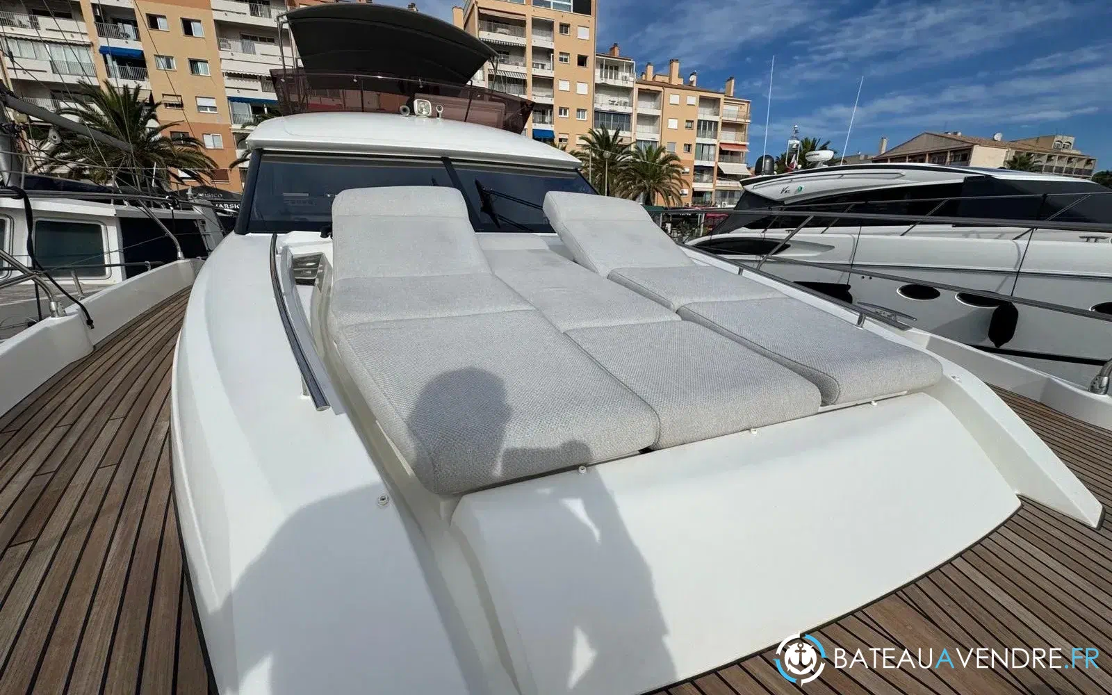 slider 27 Prestige Yachts 520 Fly