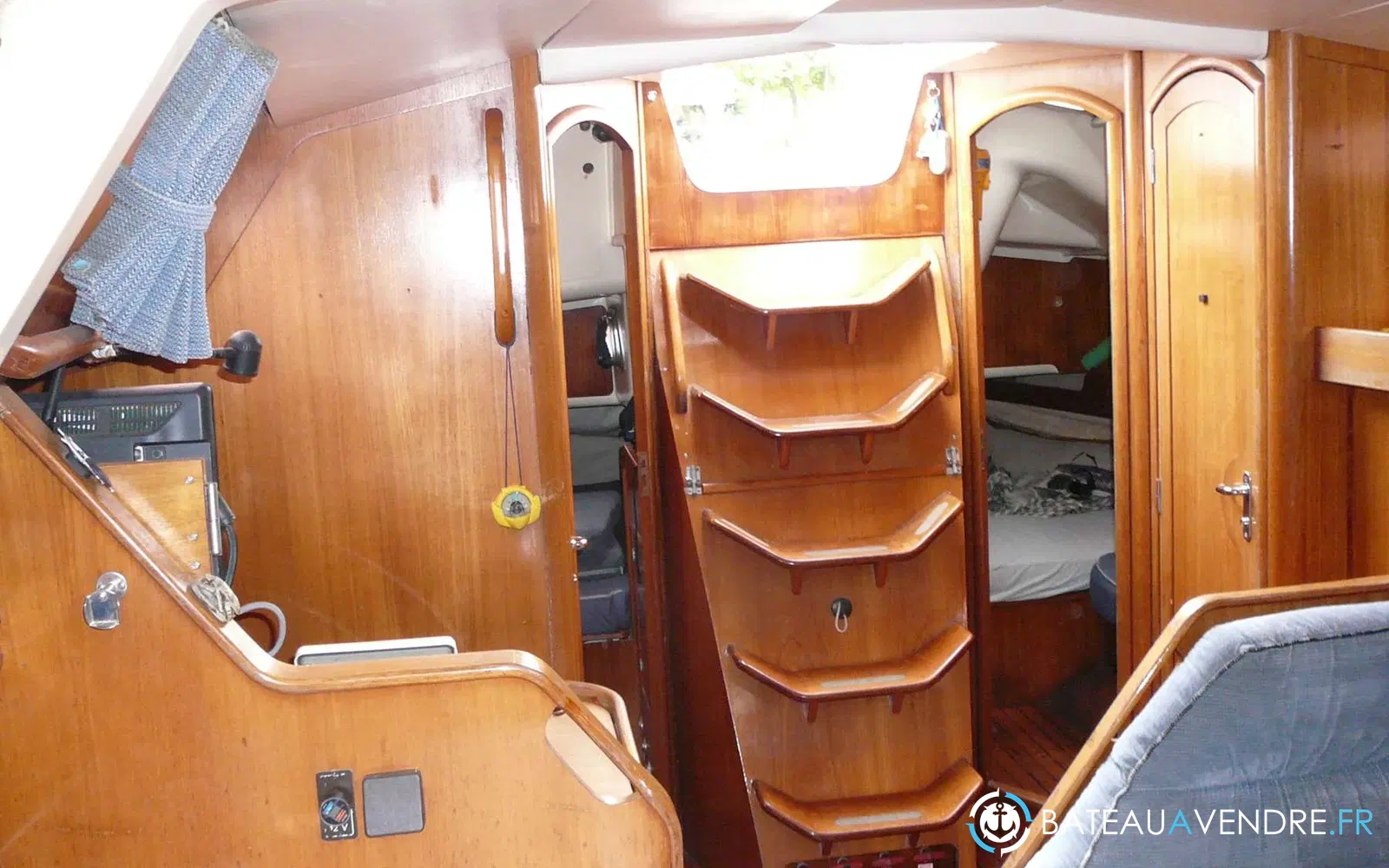 slider 12 Jeanneau Sun Charm 39