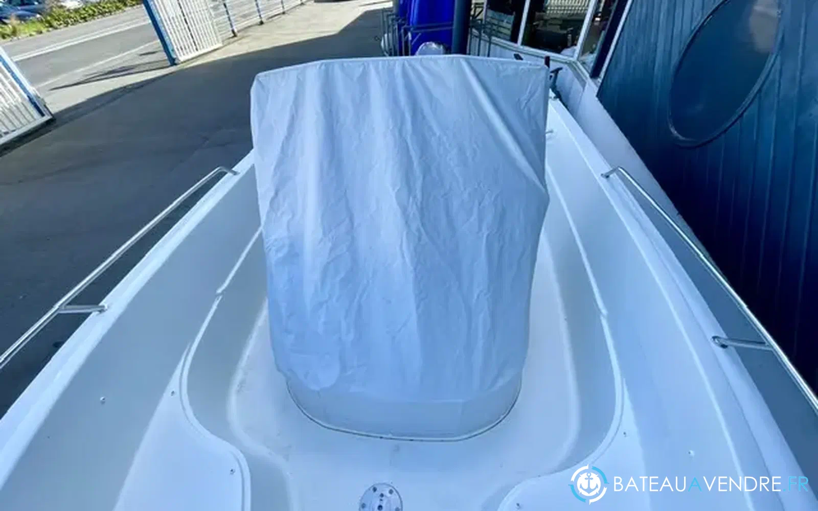 slider 16 Pacific Craft 625 Open