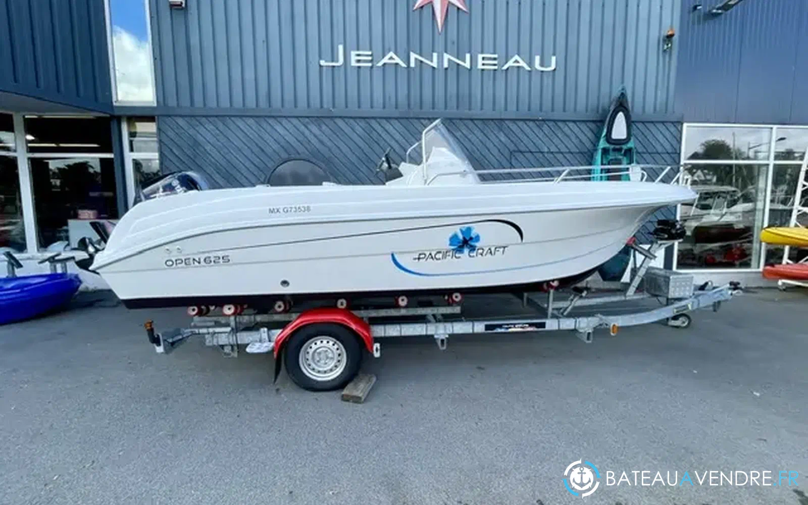 slider 3 Pacific Craft 625 Open