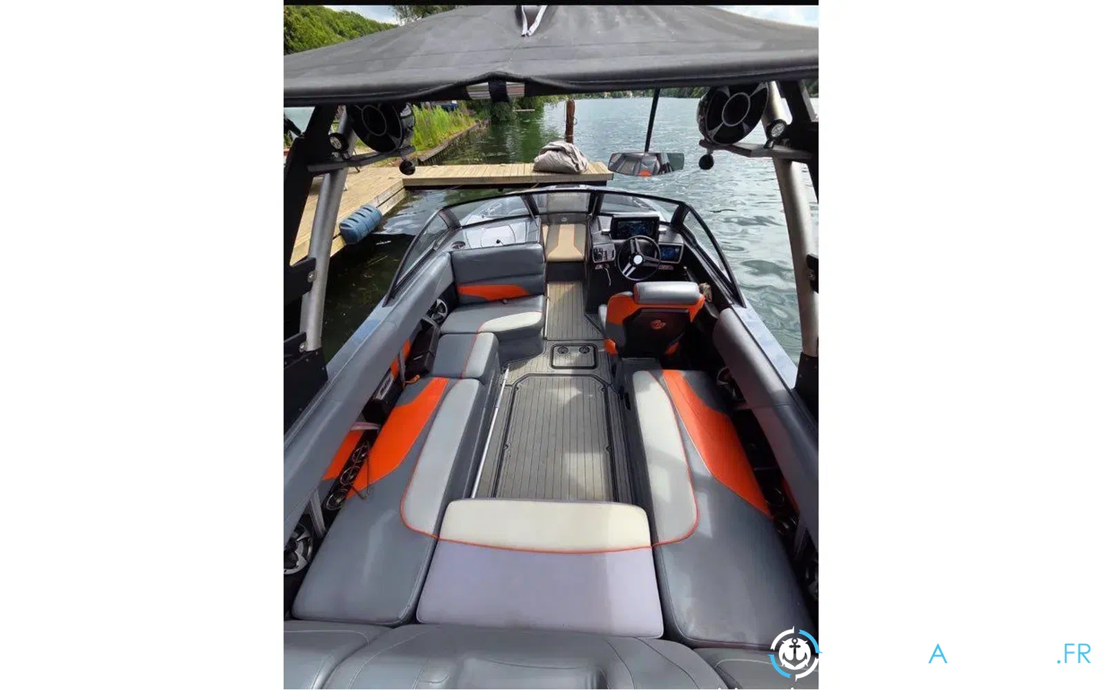 slider 2 Malibu Wakesetter 22 MXZ