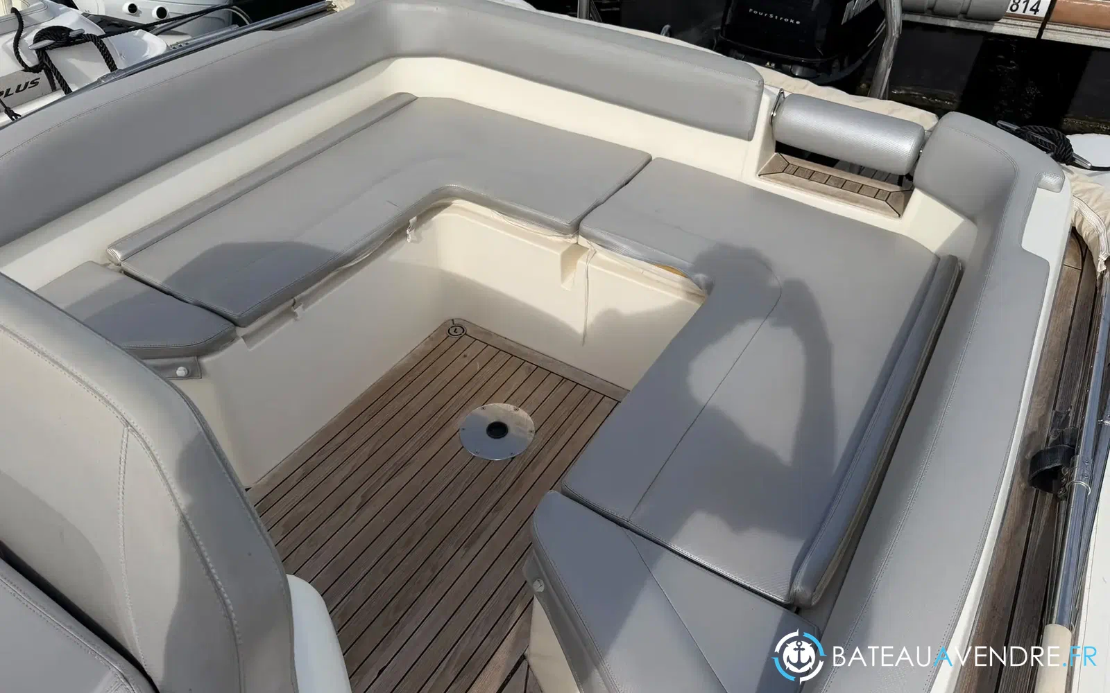 slider 9 Joker Boat Clubman 24