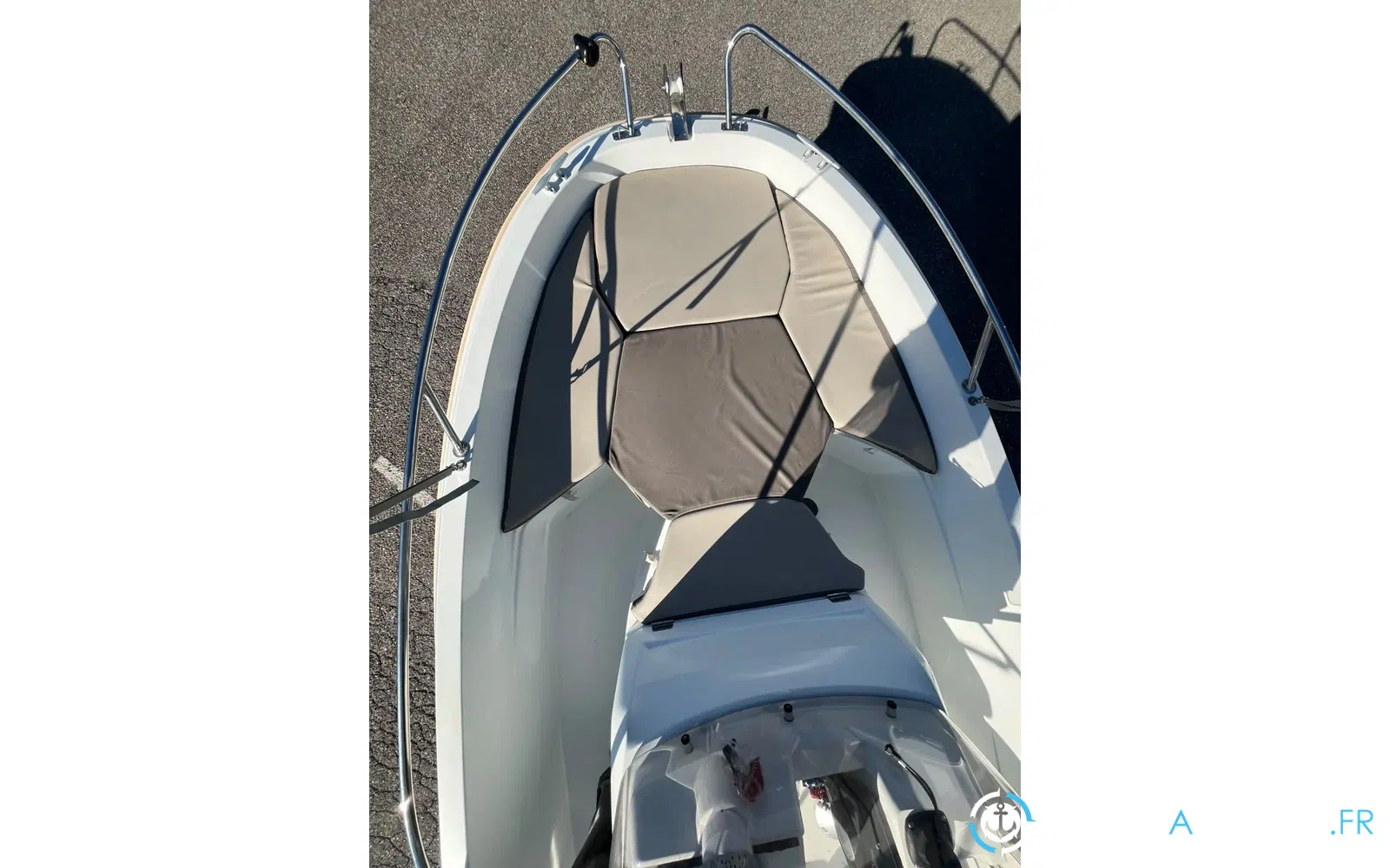 slider 9 Jeanneau Cap Camarat 4.7 CC Cap Camarat 4.7 Style