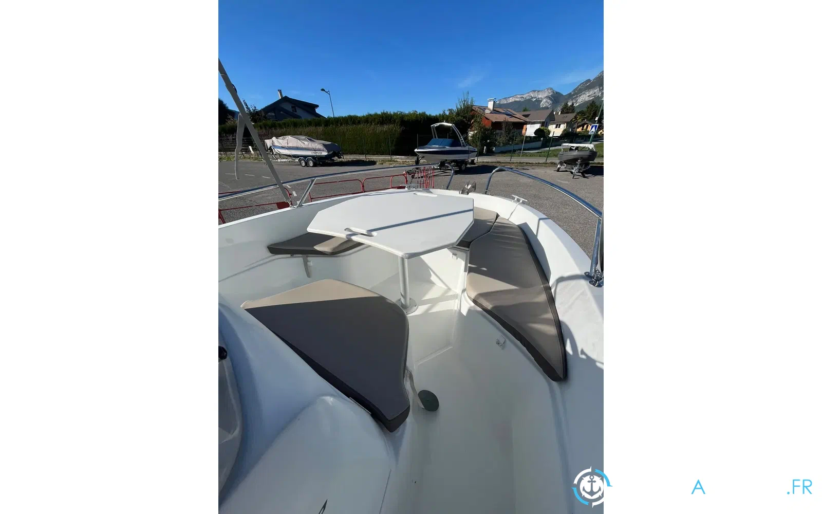 slider 12 Jeanneau Cap Camarat 4.7 CC Cap Camarat 4.7 Style