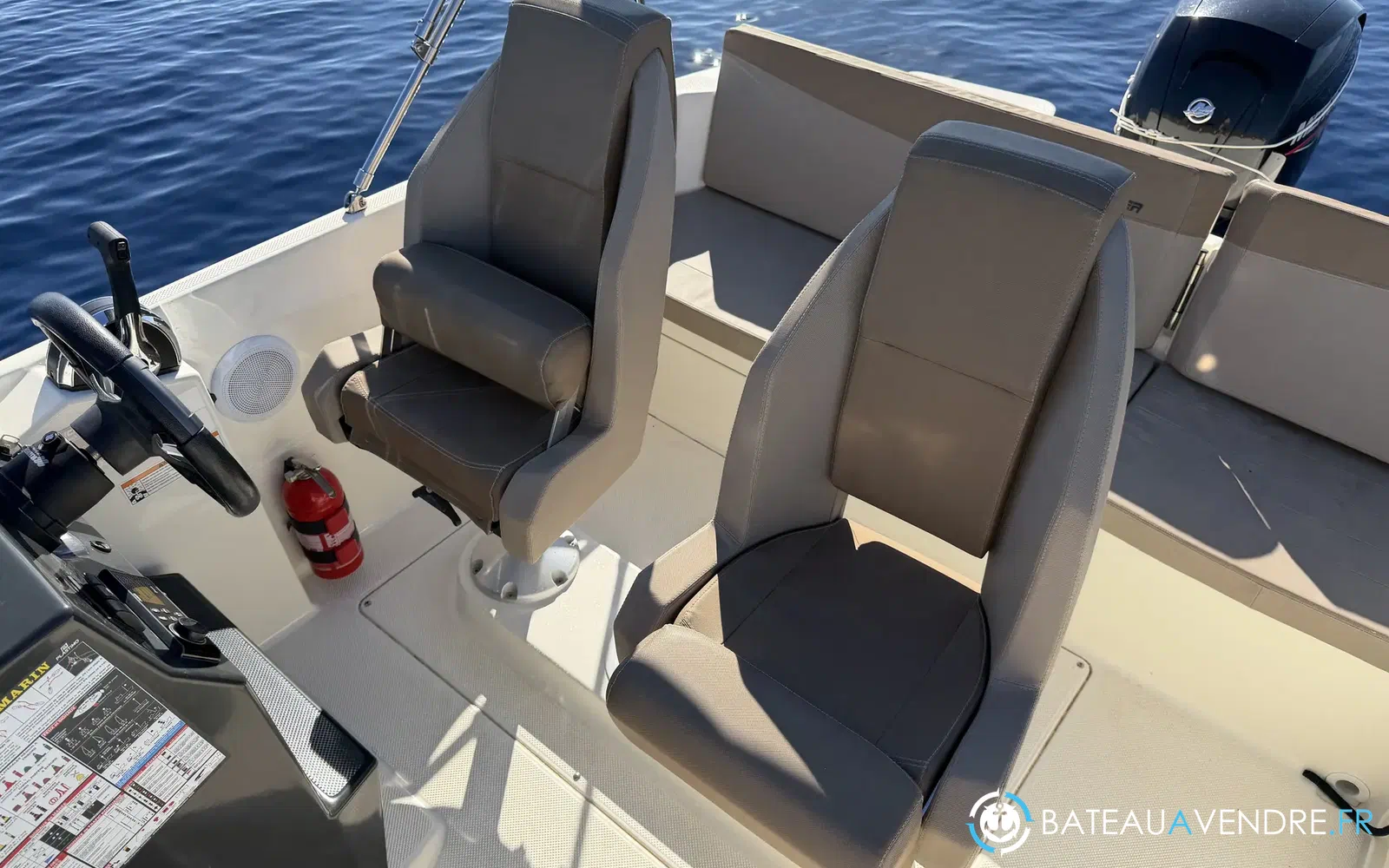 slider 9 Quicksilver Activ 605 Sundeck