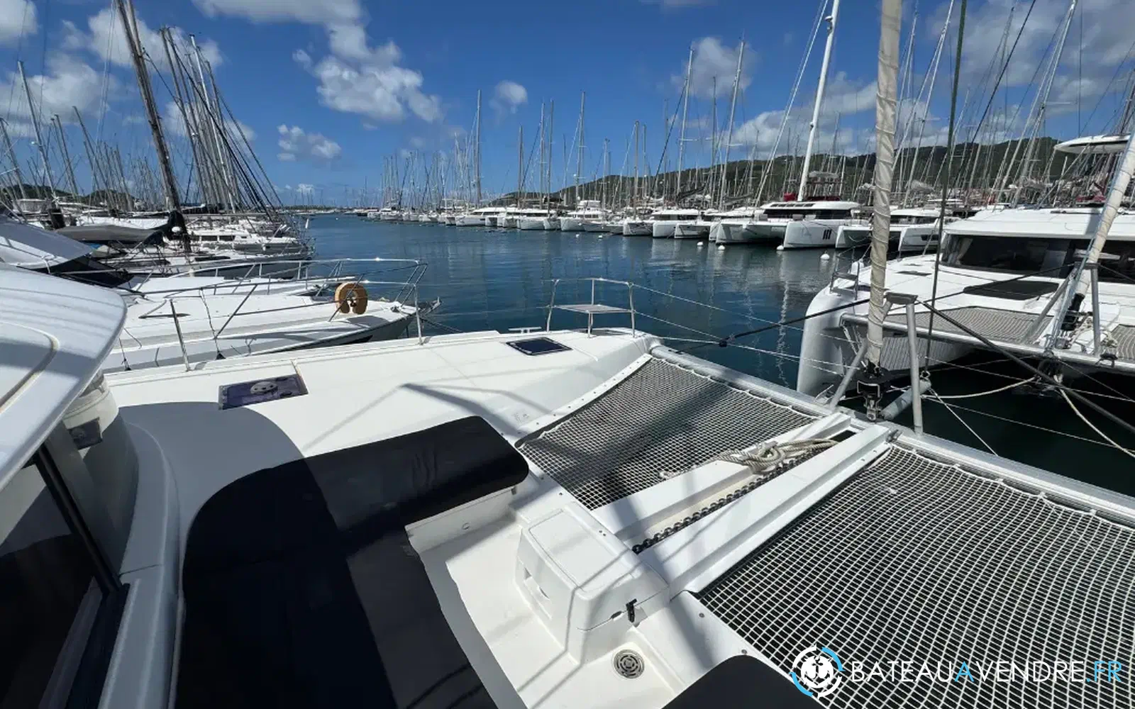 slider 22 Lagoon 46