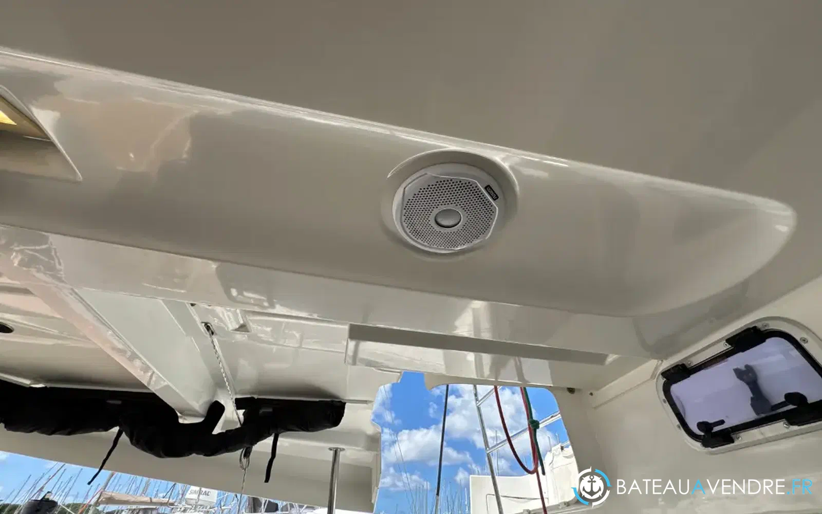 slider 27 Lagoon 46