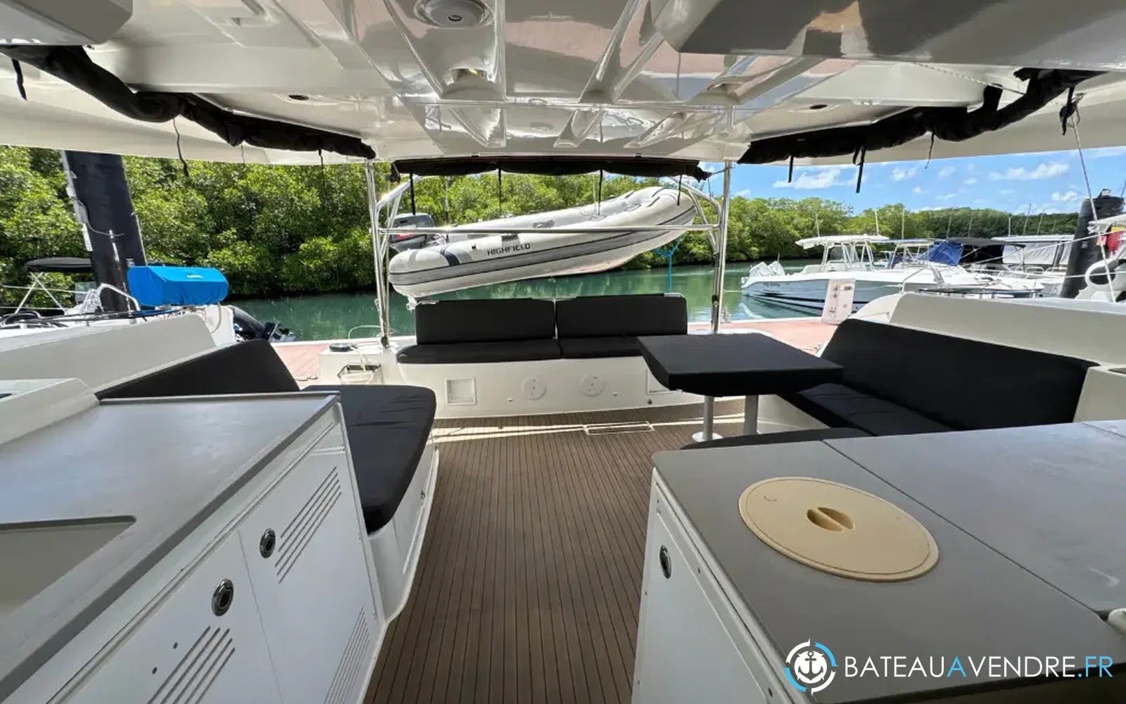 slider 31 Lagoon 46