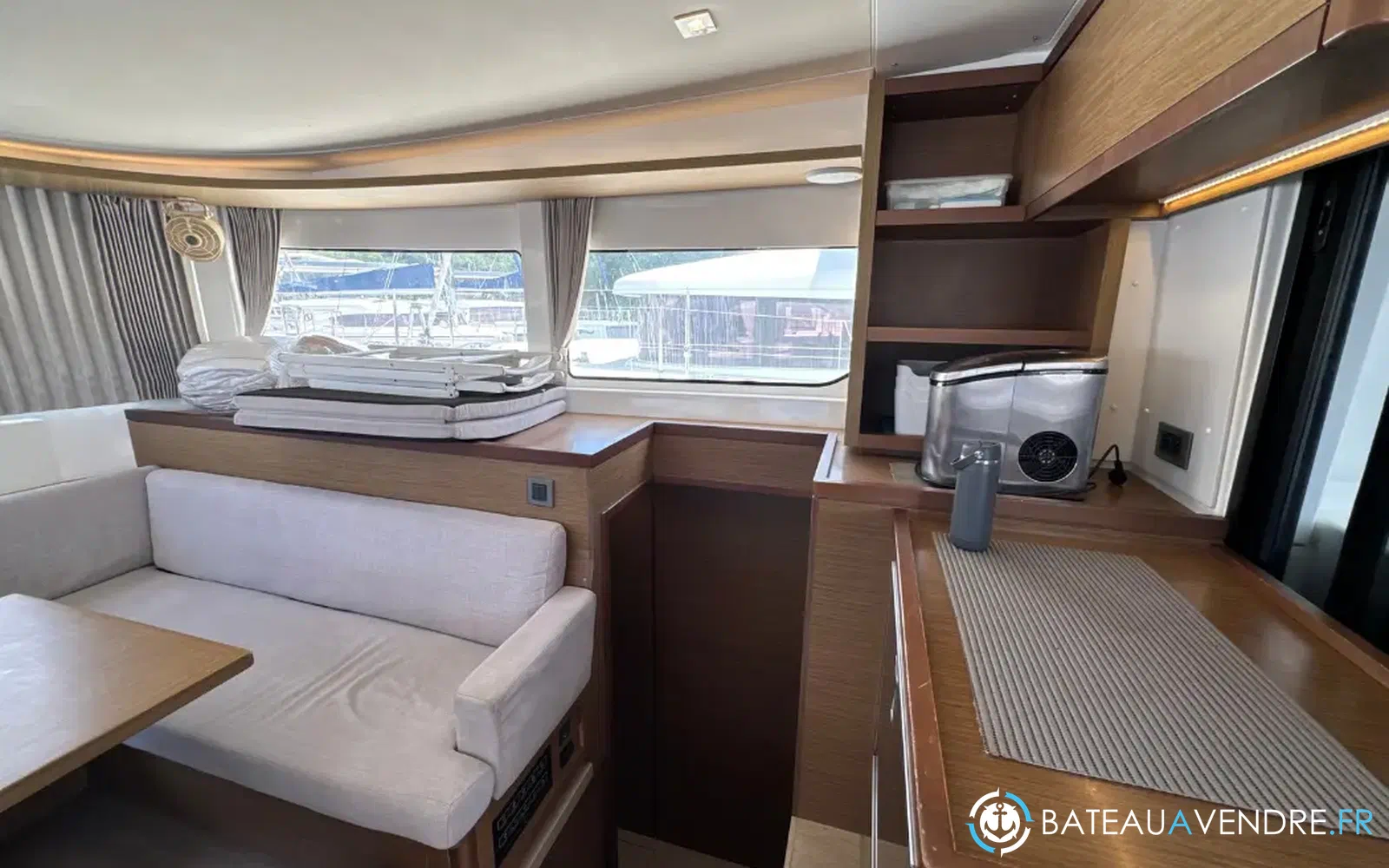 slider 34 Lagoon 46