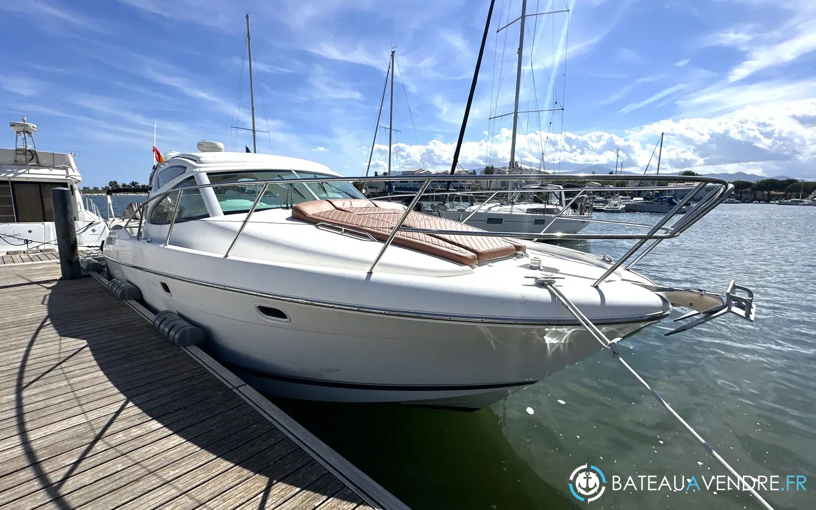 slider 17 Jeanneau Prestige 34 Hard Top