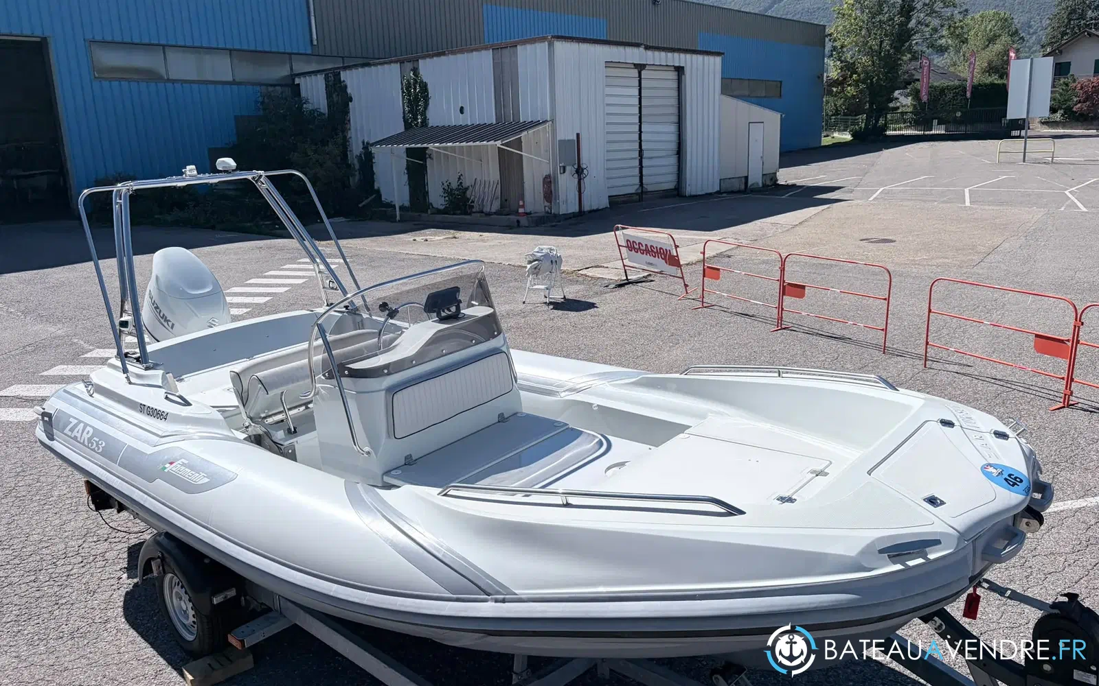 slider 1 Zar Formenti Zar 53 Classic Luxury