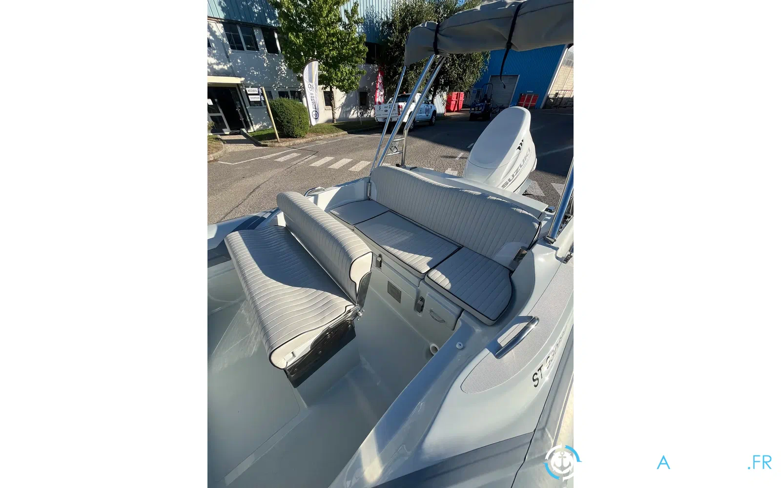 slider 6 Zar Formenti Zar 53 Classic Luxury