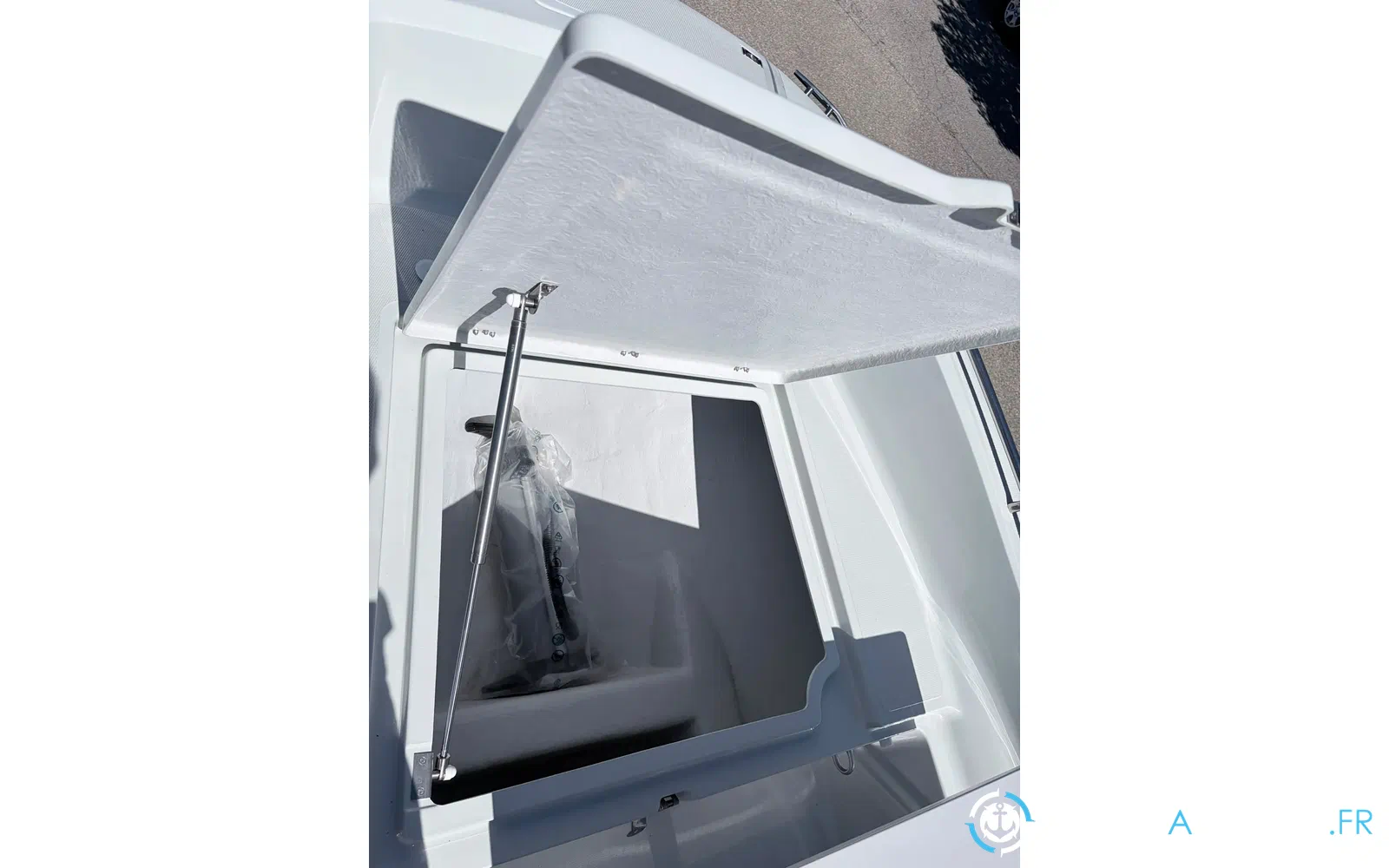 slider 13 Zar Formenti Zar 53 Classic Luxury