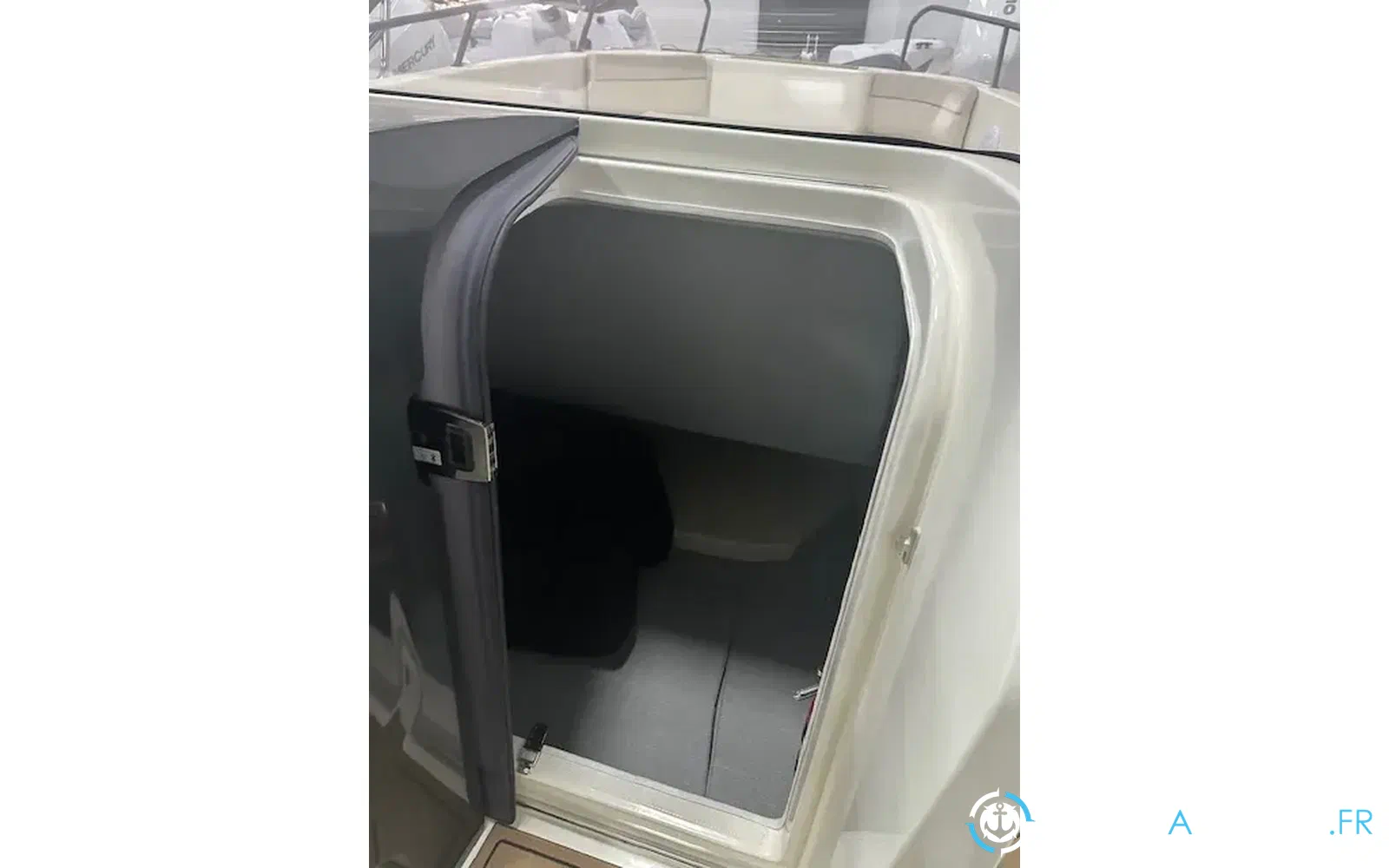 slider 14 Quicksilver 805 Open