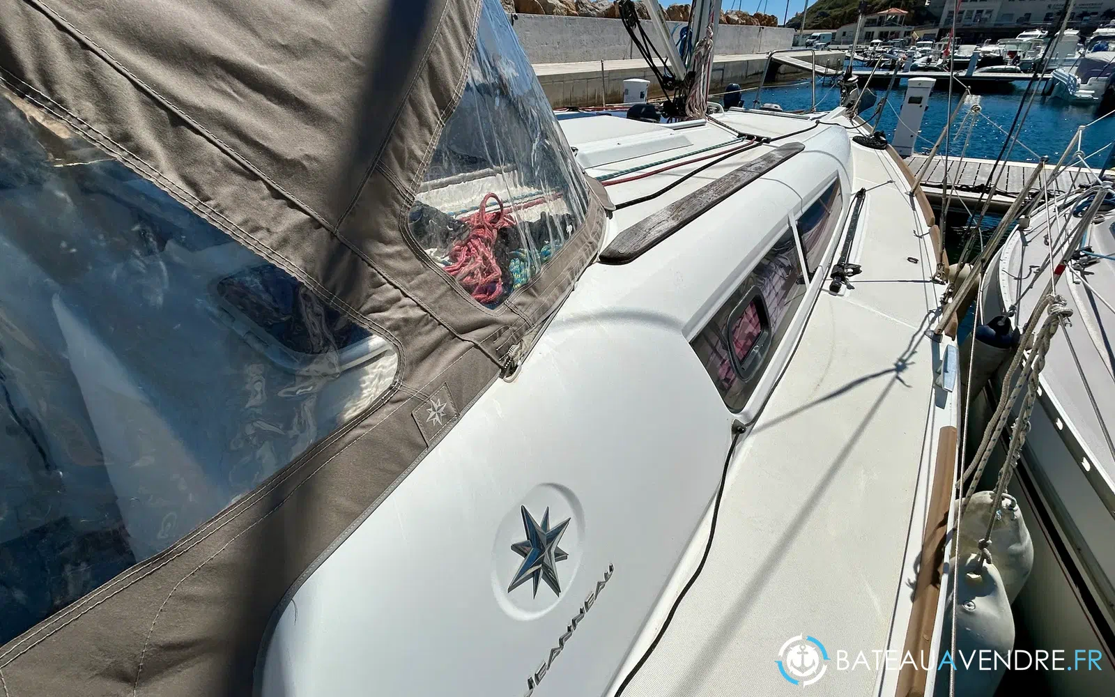 slider 12 Jeanneau SUN ODYSSEY 33 i Performance