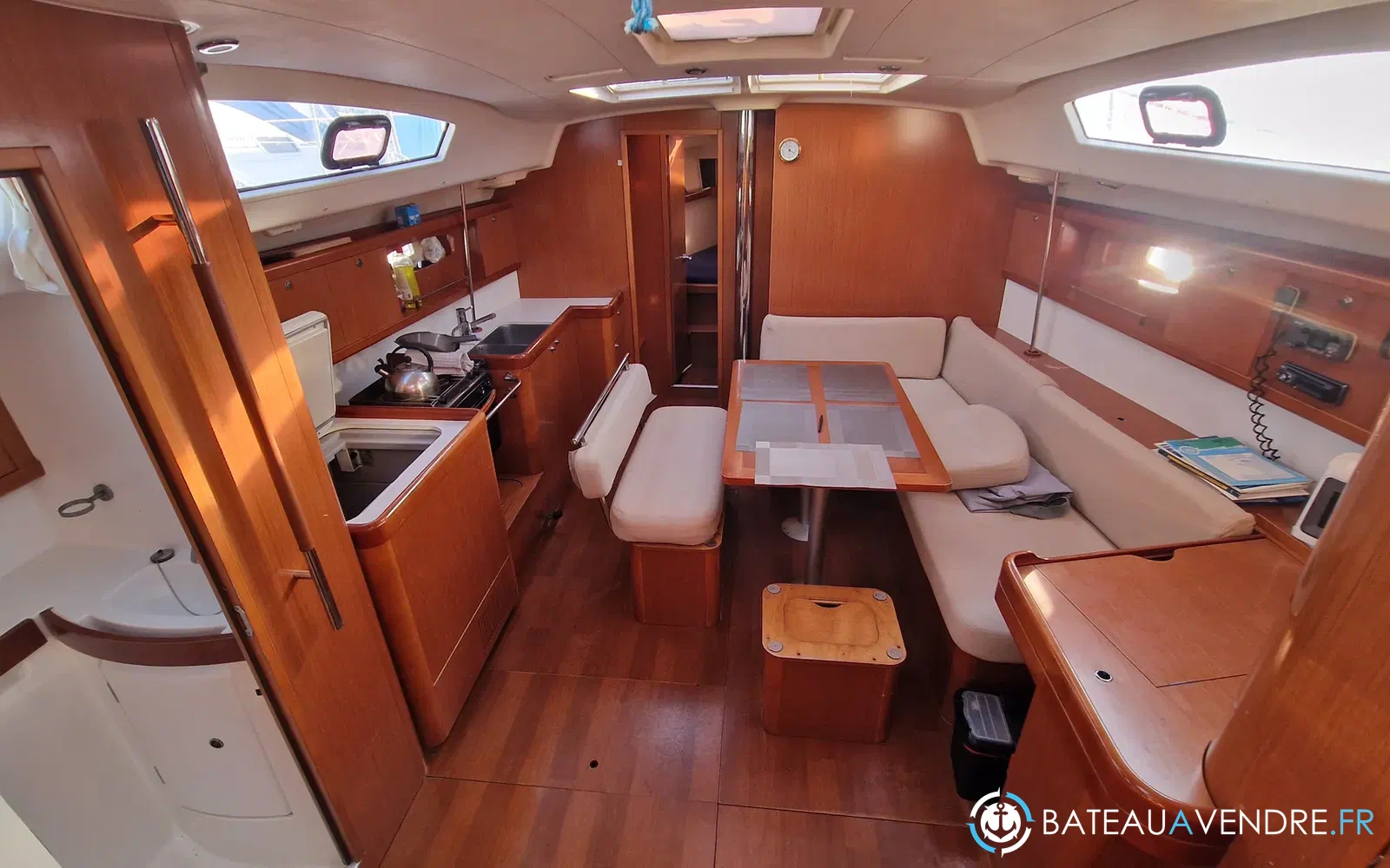 slider 3 Beneteau Oceanis 43