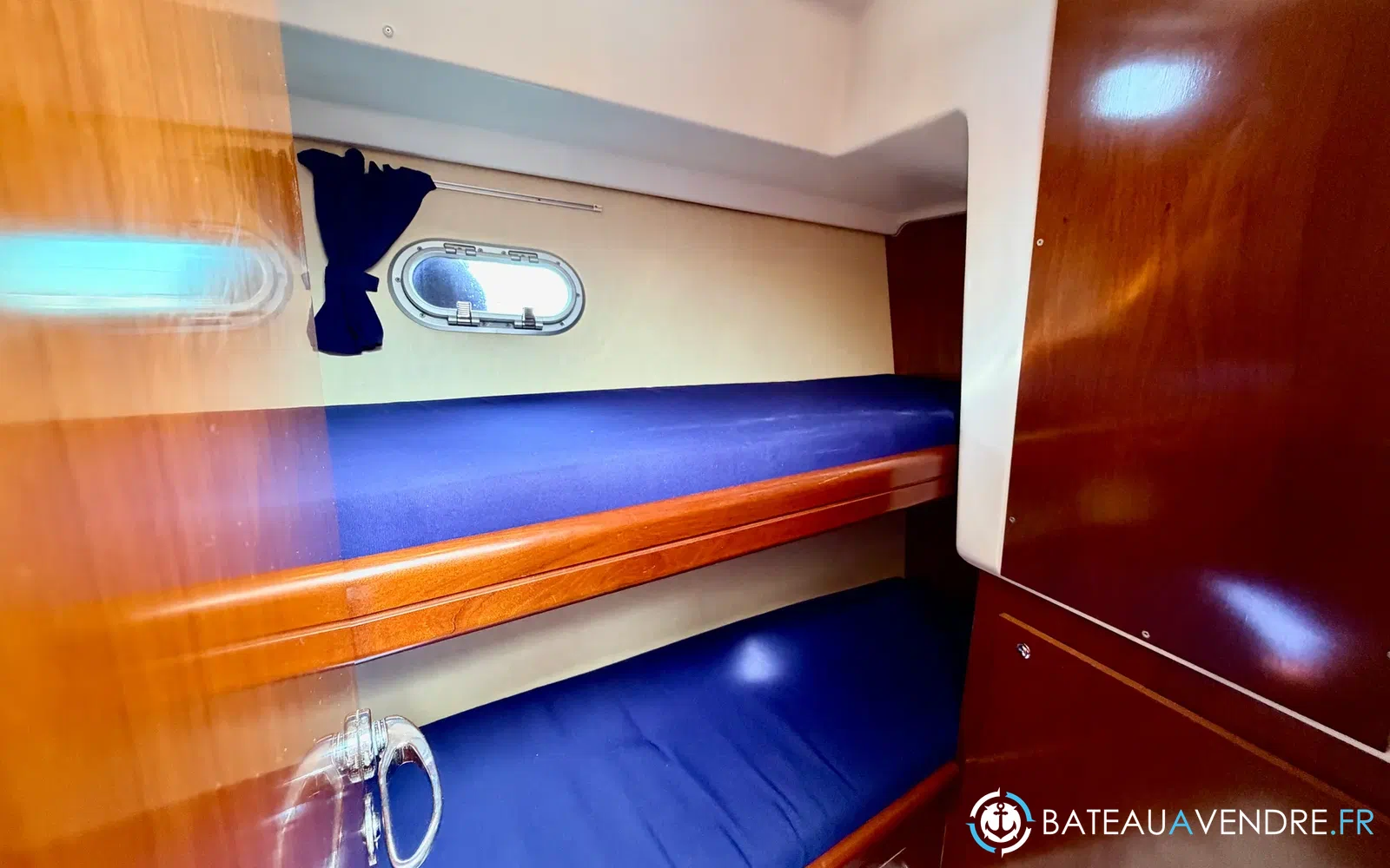 slider 22 Beneteau Antares 980