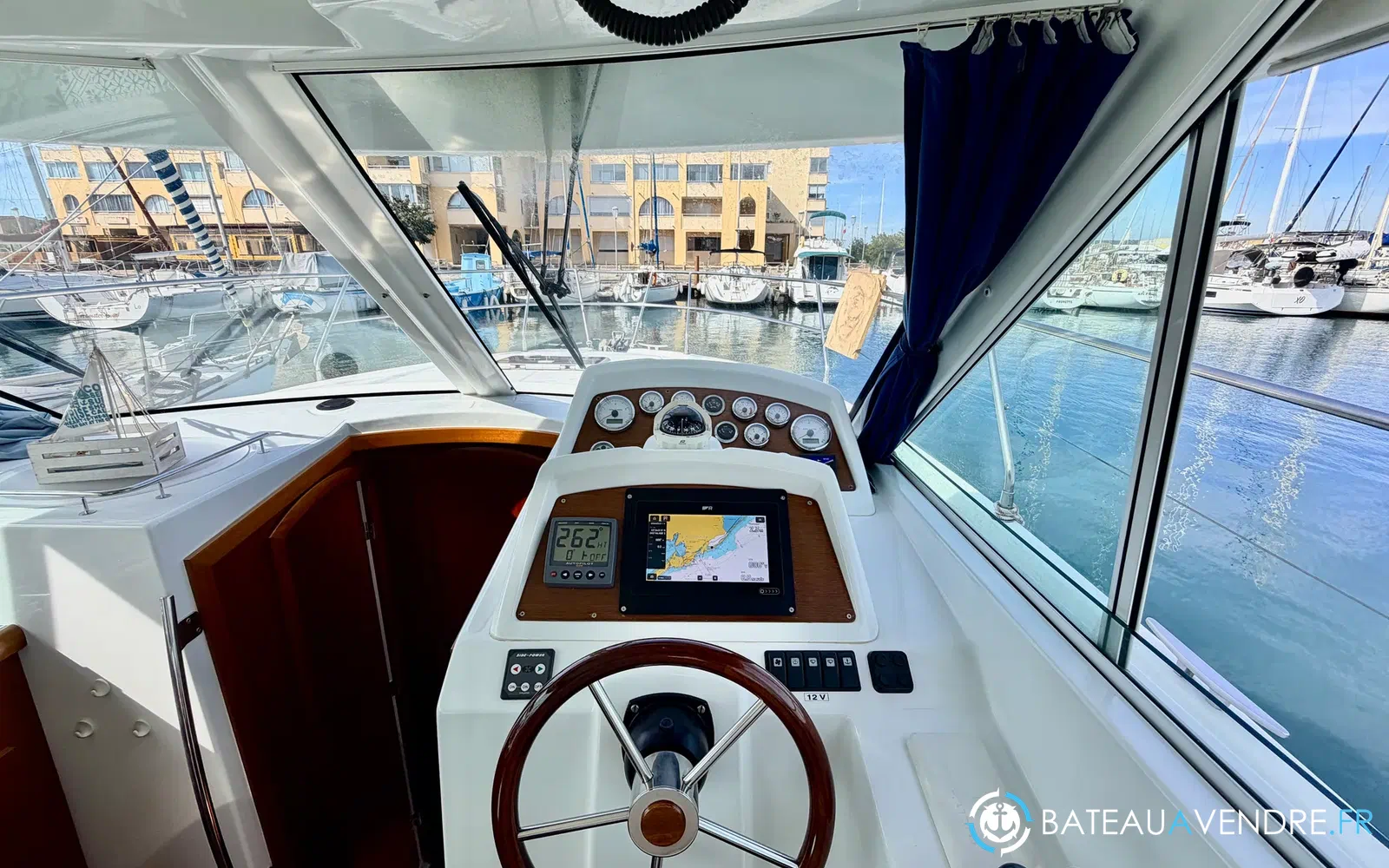 slider 16 Beneteau Antares 980