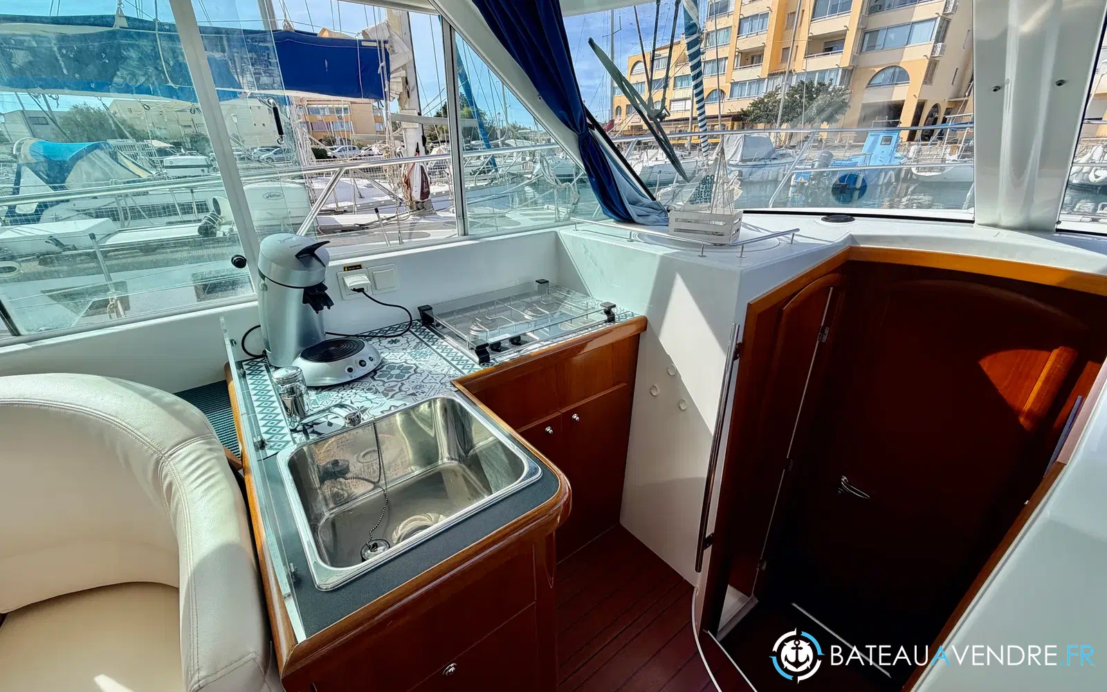 slider 14 Beneteau Antares 980