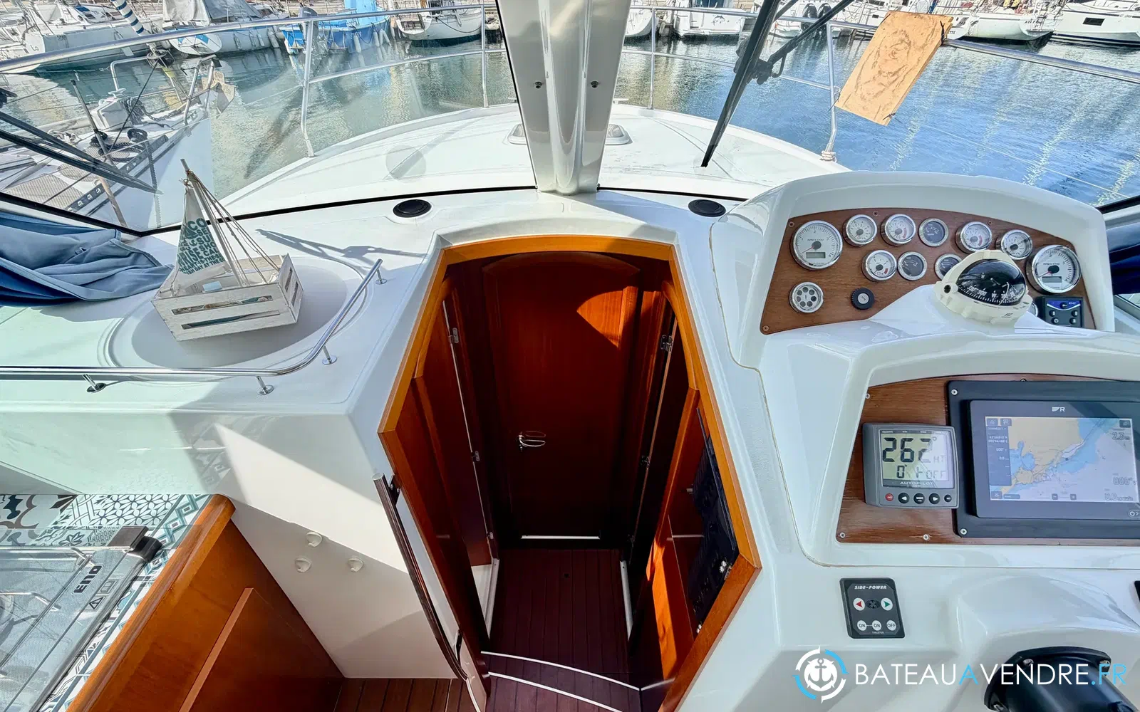 slider 17 Beneteau Antares 980