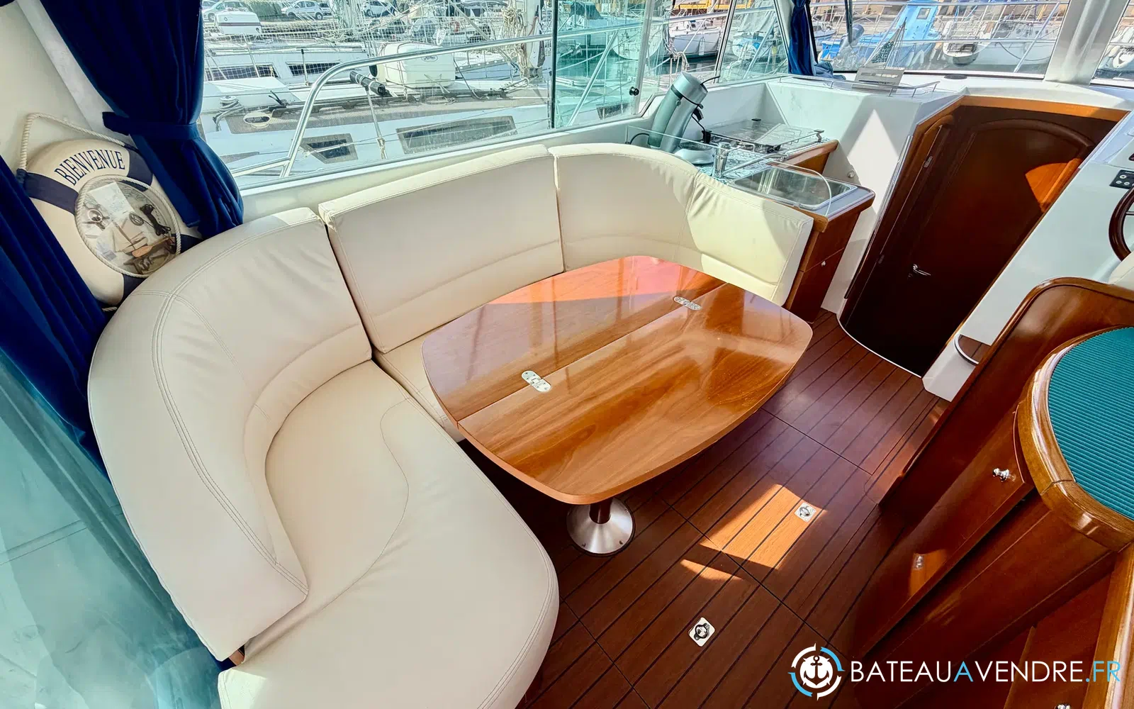 slider 12 Beneteau Antares 980