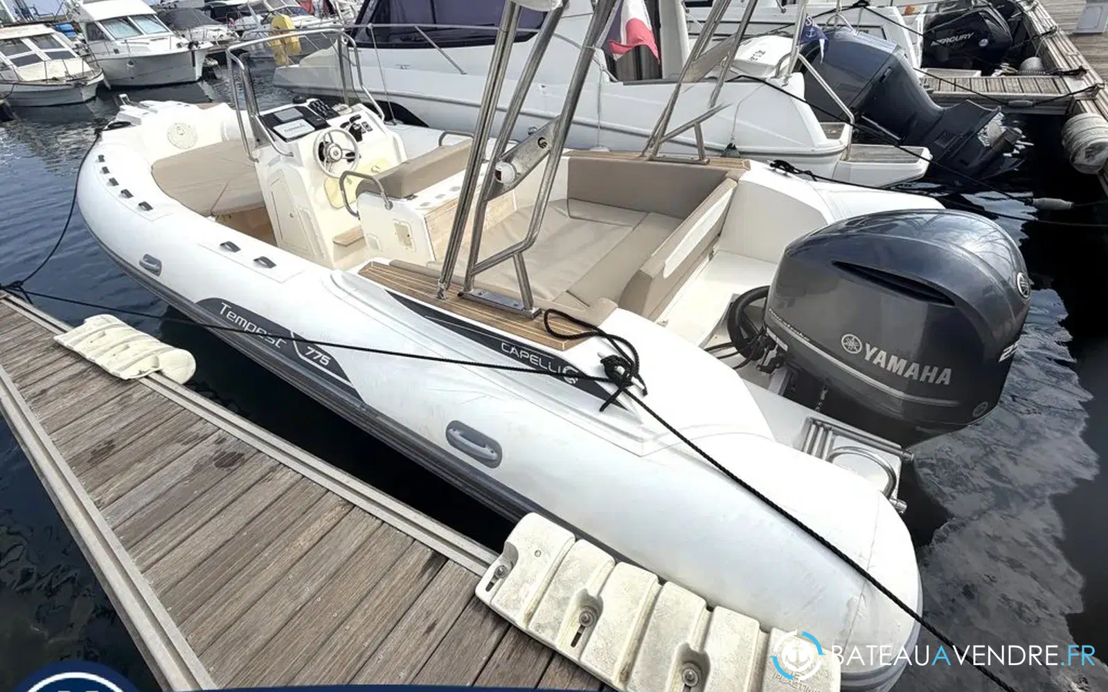 slider 0 Capelli Tempest 775