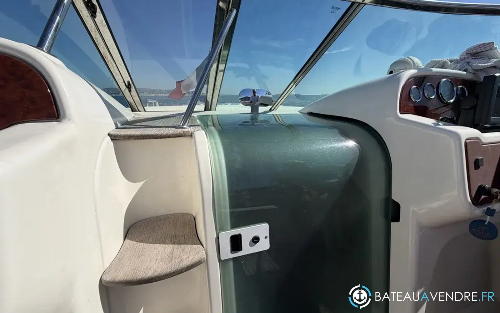 slider 10 Jeanneau Runabout 755