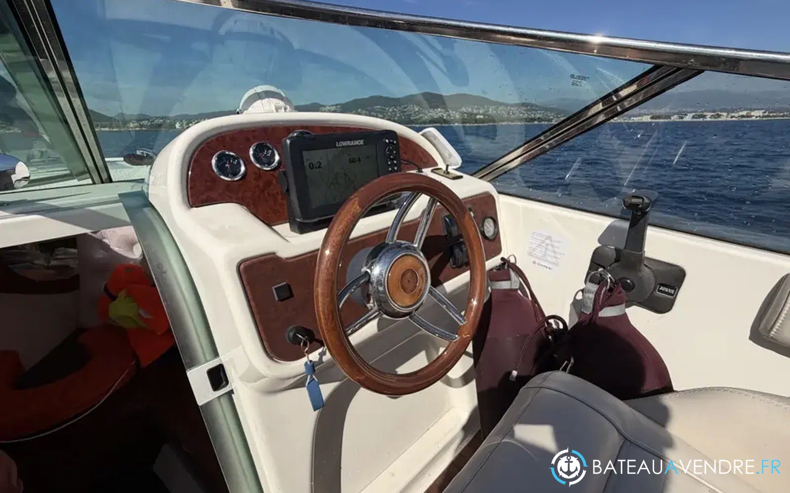 slider 4 Jeanneau Runabout 755