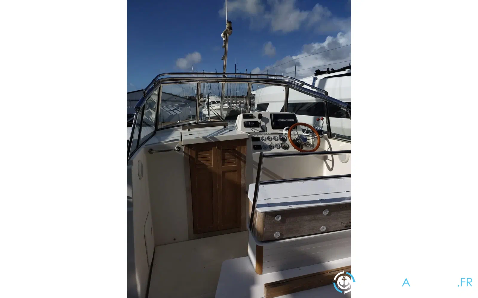 slider 8 Rhea 850 Open