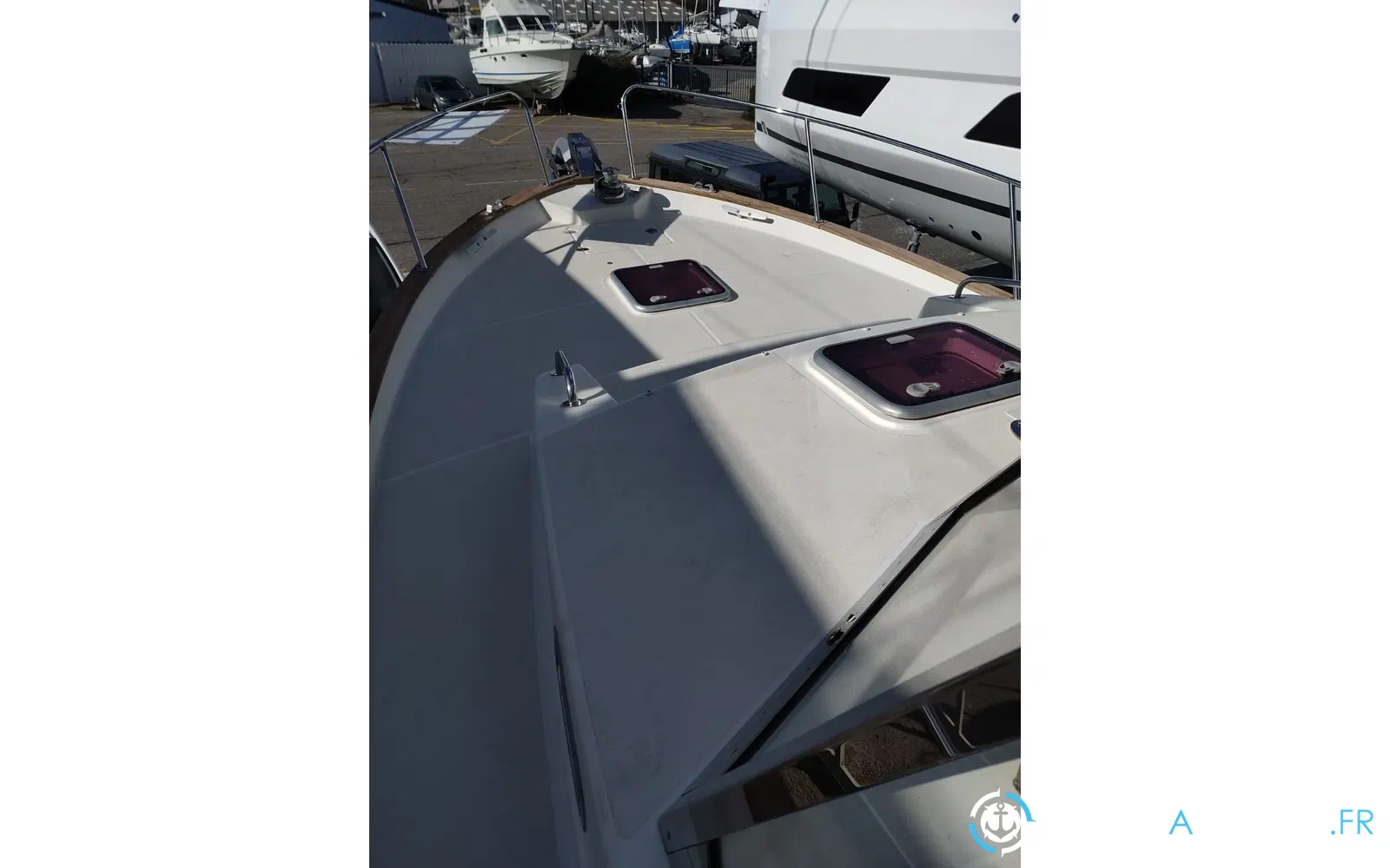 slider 5 Rhea 850 Open