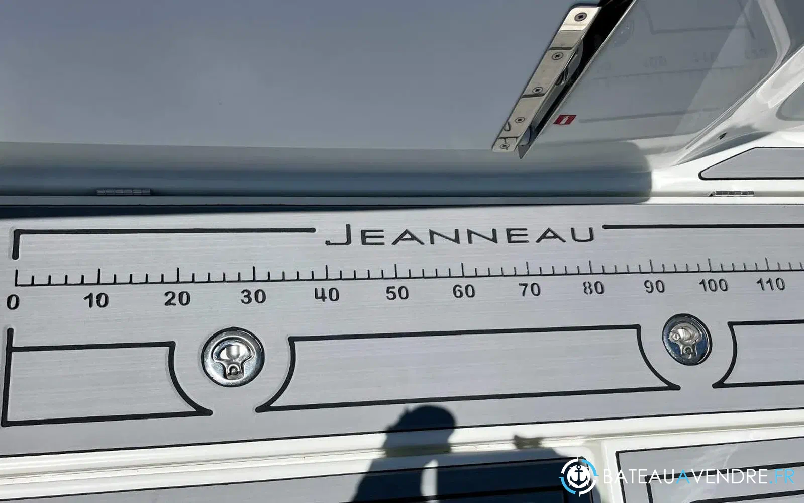 slider 11 Jeanneau Cap Camarat 7.5 CC Series 3
