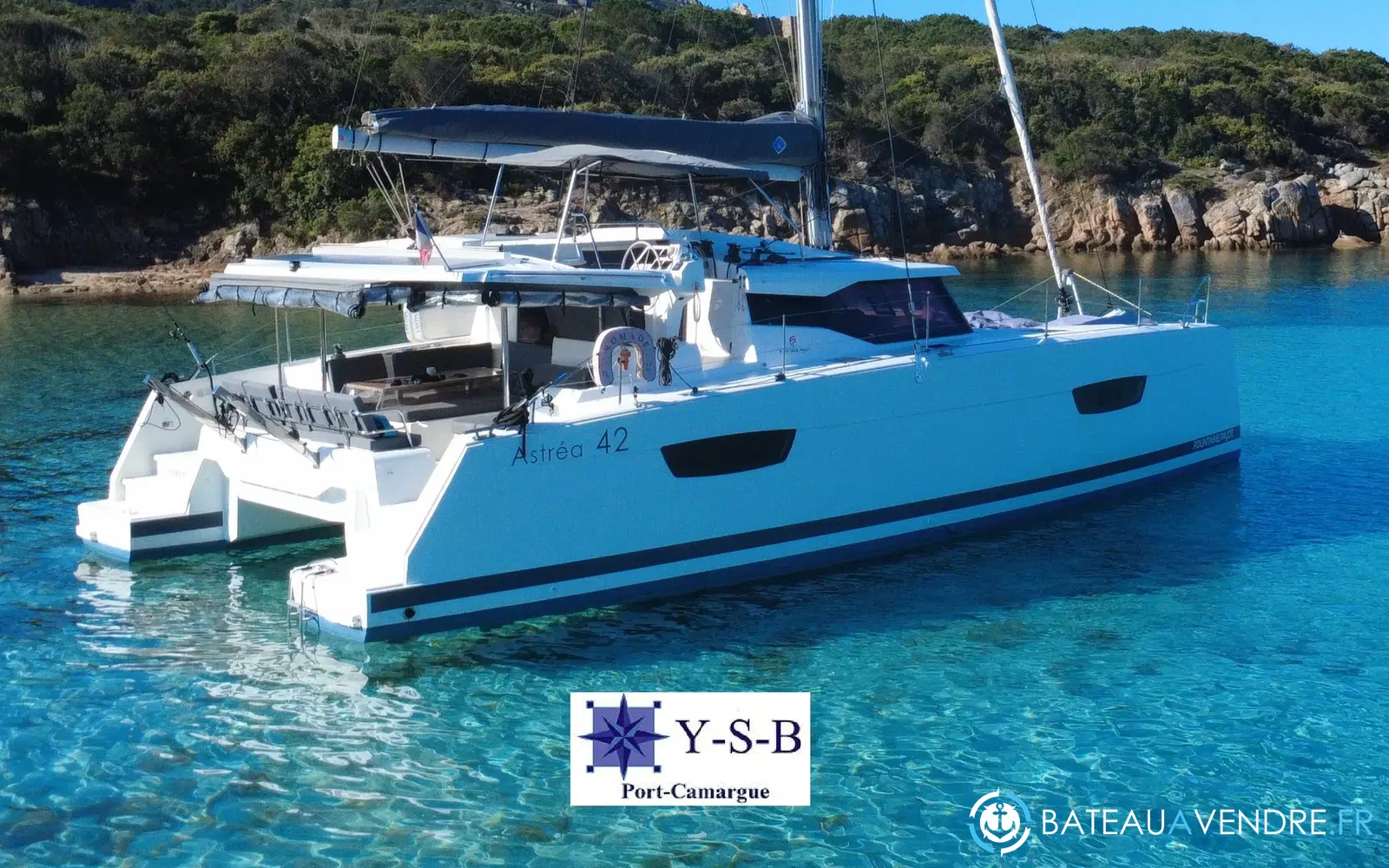 slider 1 Fountaine Pajot Astrea 42