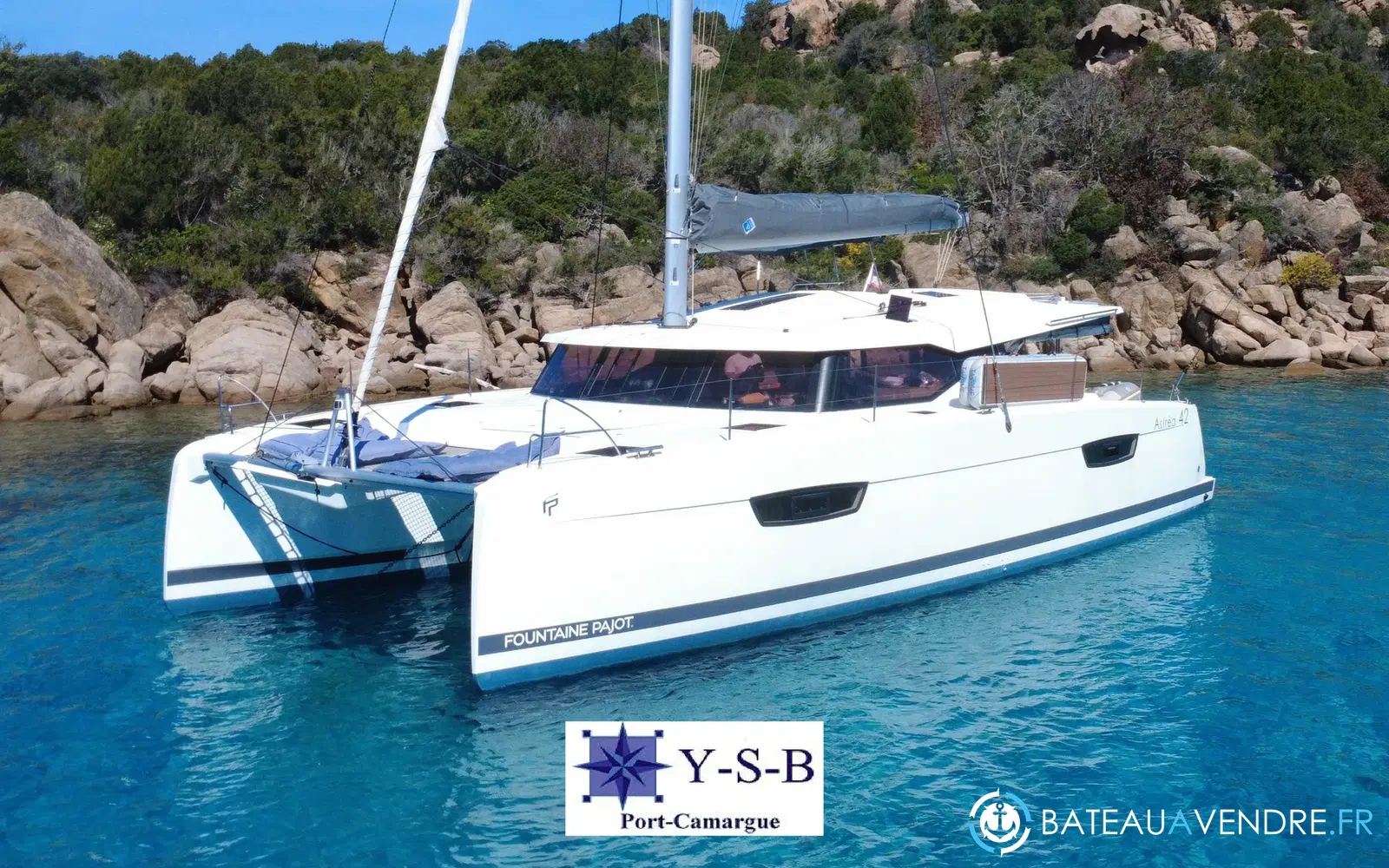slider 0 Fountaine Pajot Astrea 42