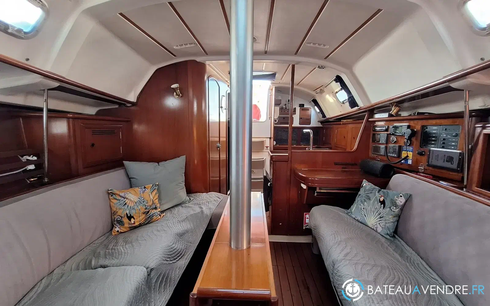 slider 10 Beneteau Oceanis 331 Clipper